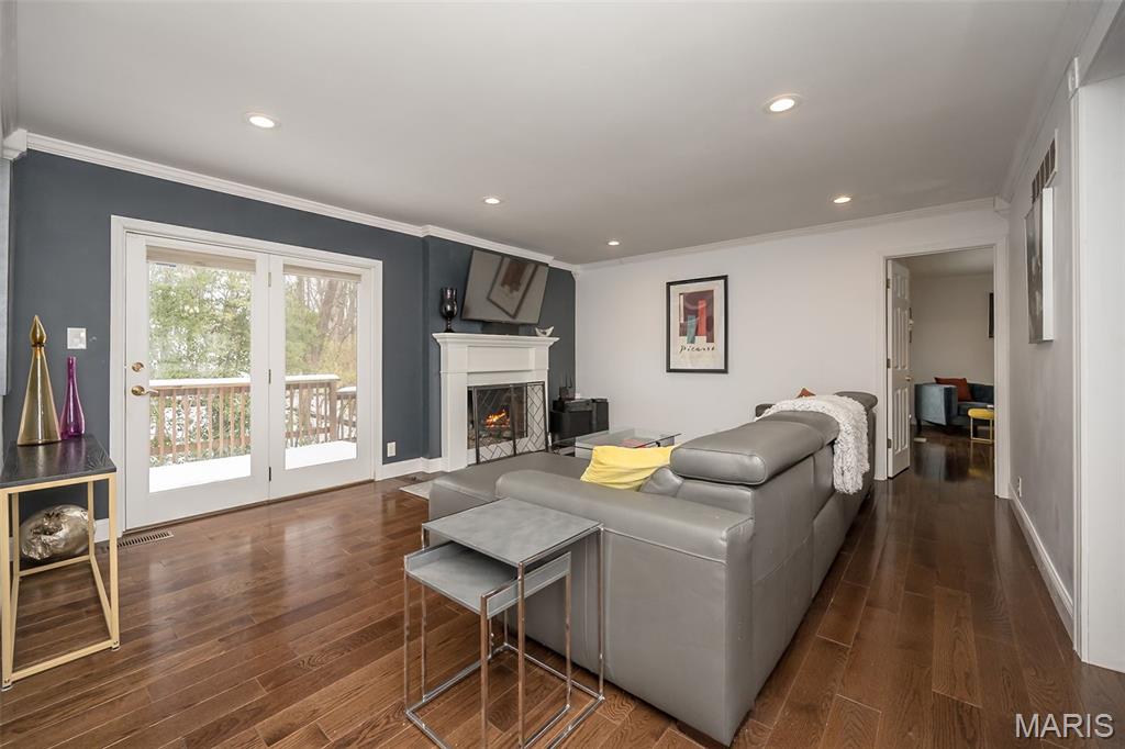 Chesterfield, Missouri, 63017, United States, 5 Bedrooms Bedrooms, ,4 BathroomsBathrooms,Residential,For Sale,2002009