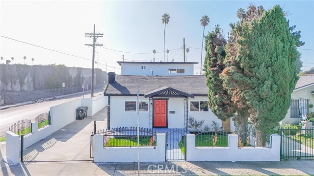 Los Angeles, California, 90003, United States, 3 Bedrooms Bedrooms, ,1 BathroomBathrooms,Residential,For Sale,2008197