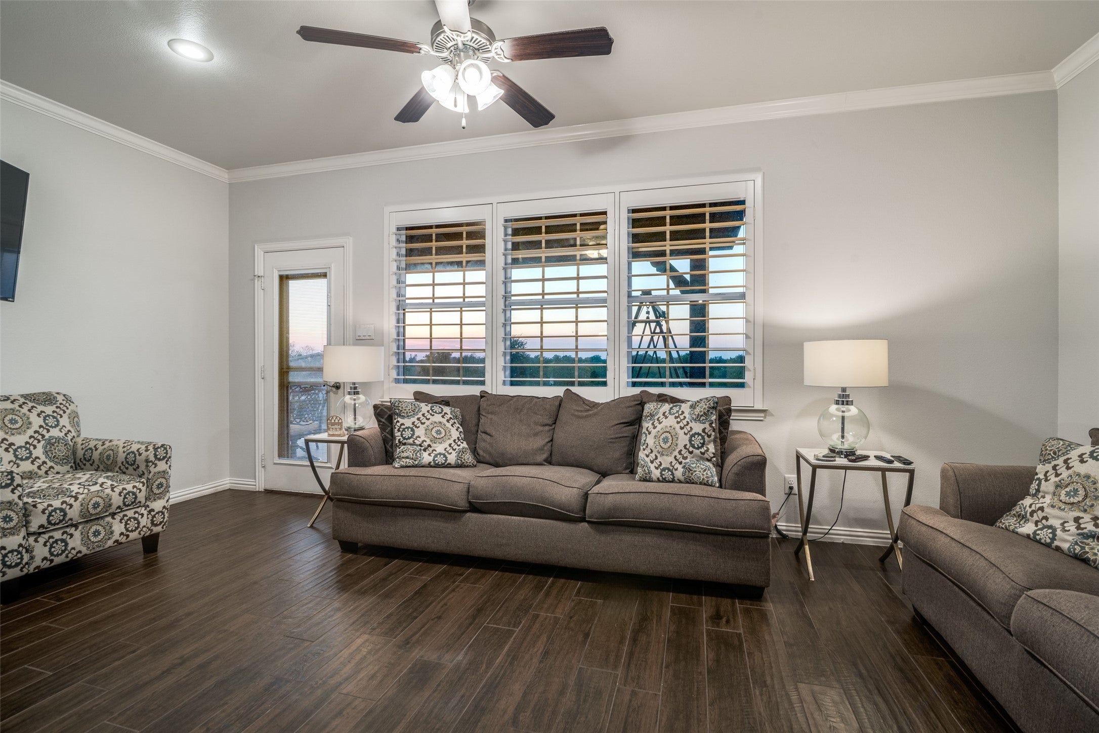 Oak Ridge, Texas, 75142, United States, 3 Bedrooms Bedrooms, ,3 BathroomsBathrooms,Residential,For Sale,1976084