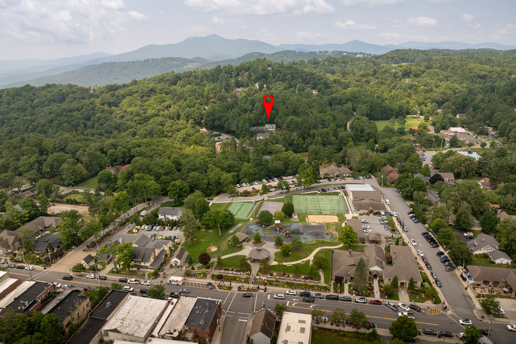  MAYVIEW - BLOWING ROCK - 物件實景