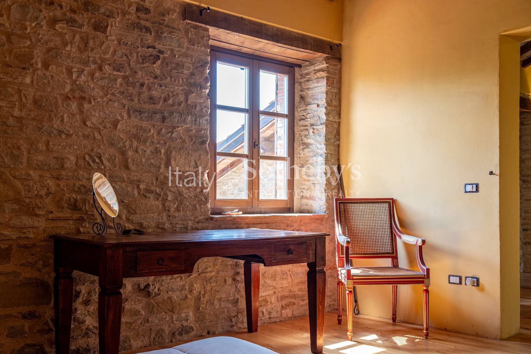  Stunning lake view historic renovated farmhouse with pool - 物件實景