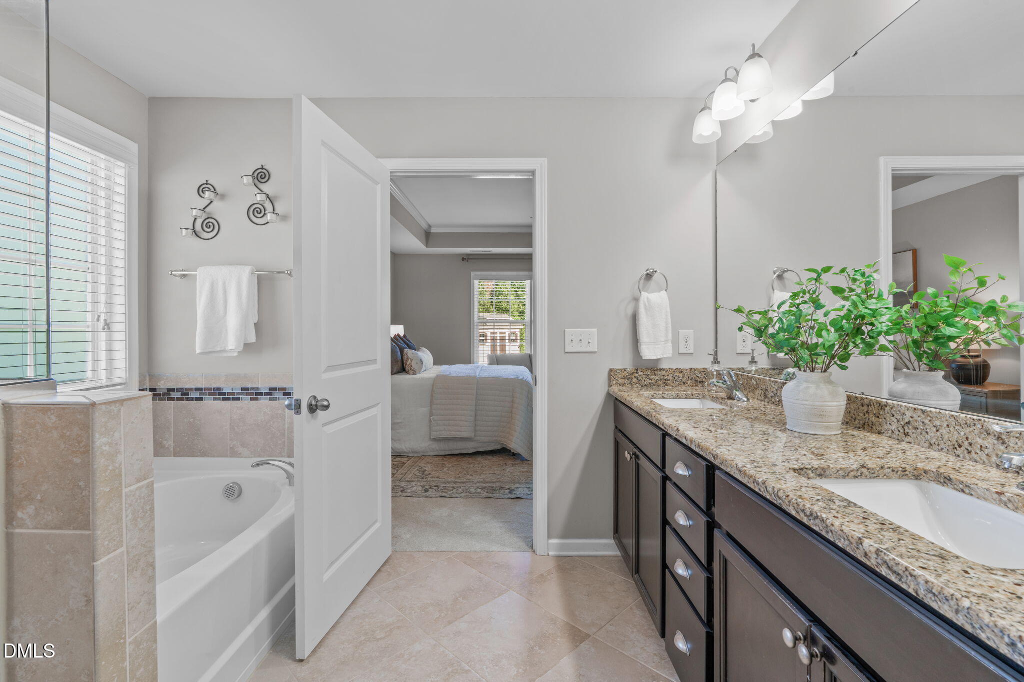 Clayton, North Carolina, 27527, United States, 5 Bedrooms Bedrooms, ,4 BathroomsBathrooms,Residential,For Sale,1969461