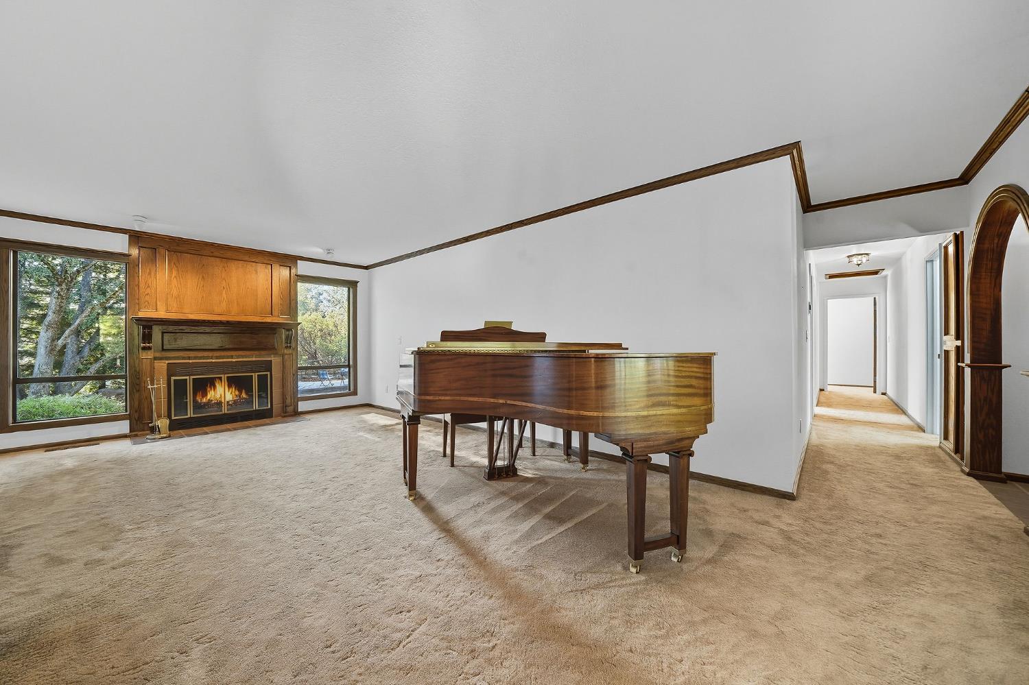 Pine Grove, California, 95665, United States, 3 Bedrooms Bedrooms, ,4 BathroomsBathrooms,Residential,For Sale,1975649