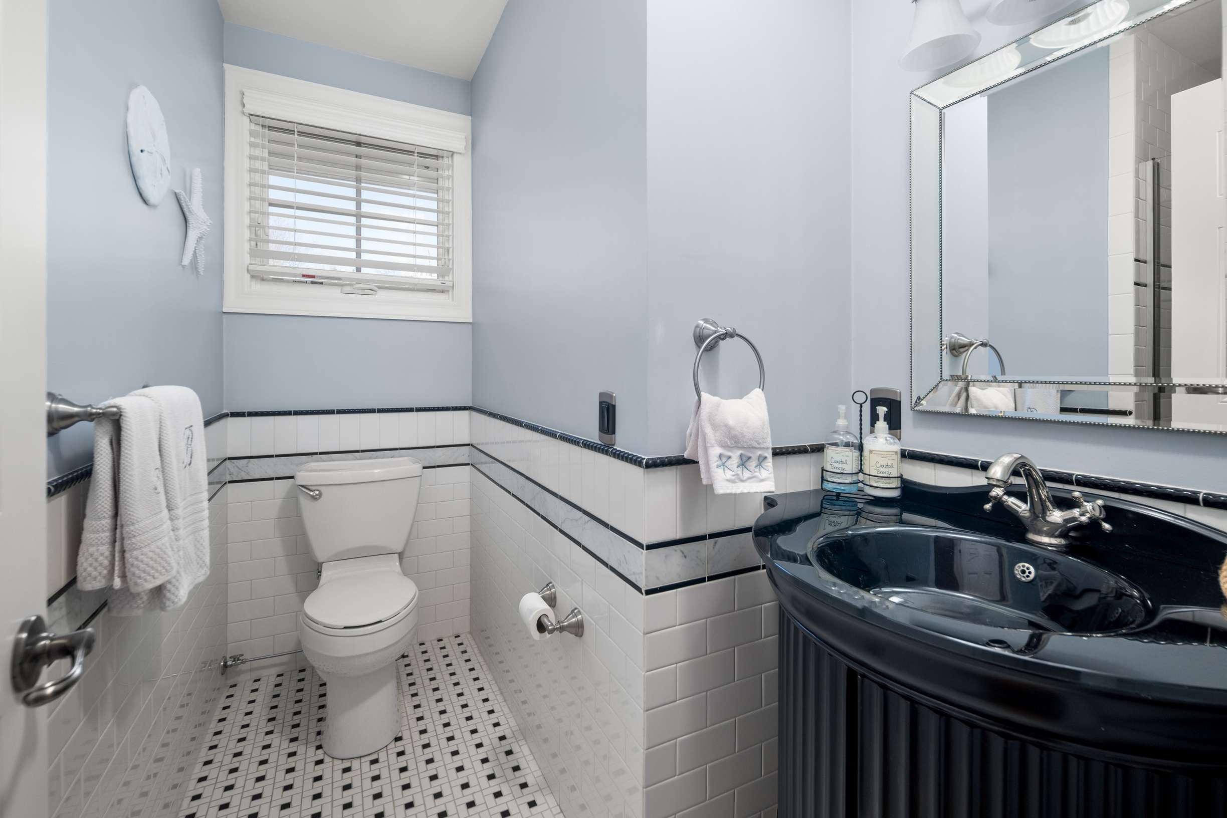  Elegant Estate Overlooking the Atlantic in Cape Neddick - 物件實景