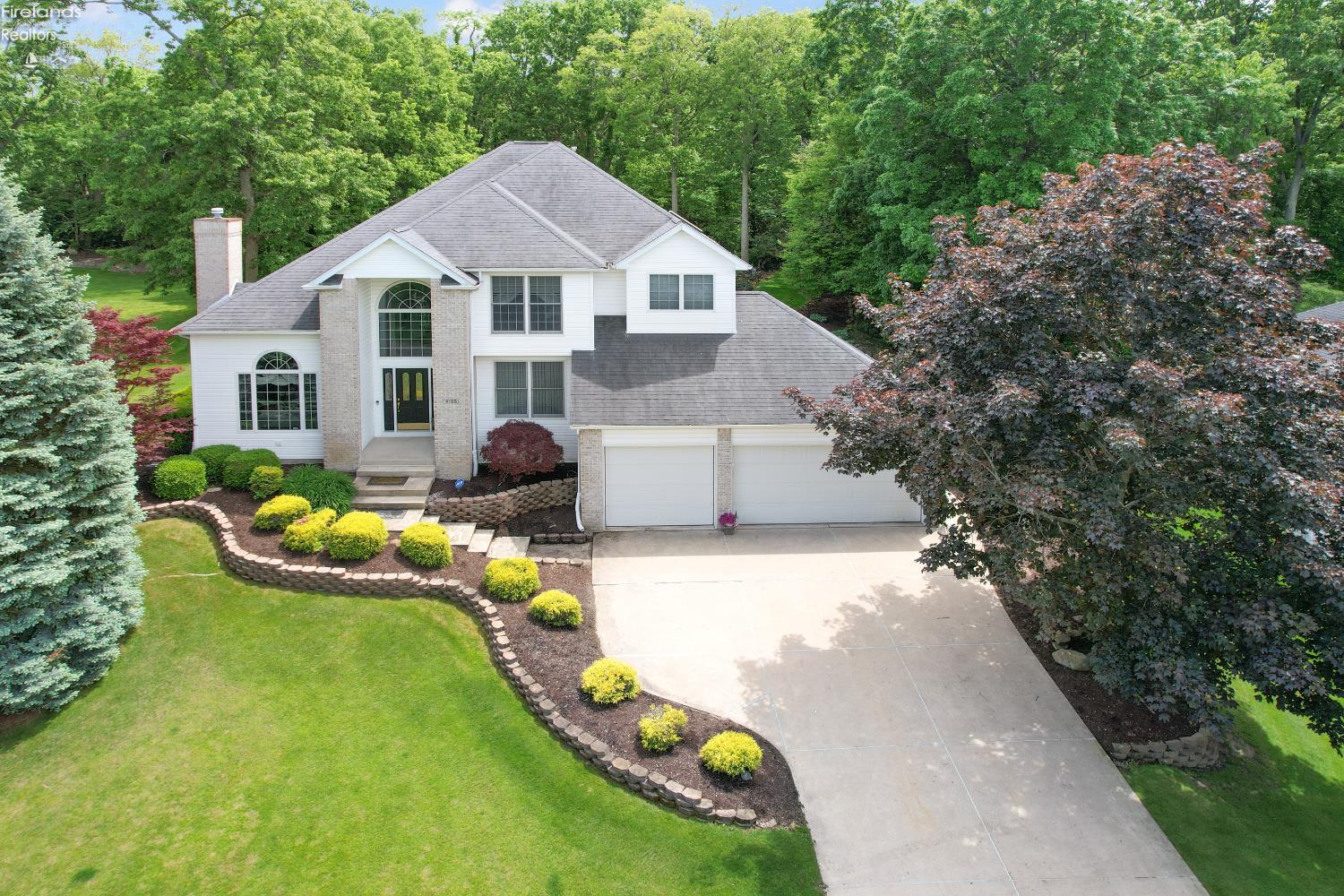 Port Clinton, Ohio, 43452, United States, 3 Bedrooms Bedrooms, ,3 BathroomsBathrooms,Residential,For Sale,1921472