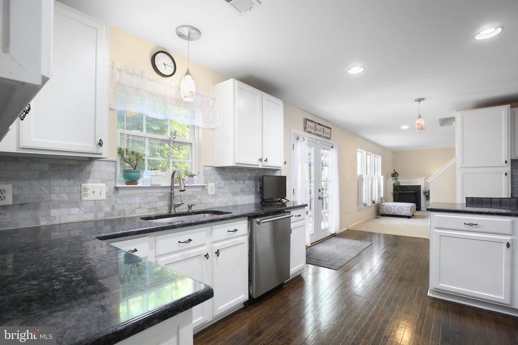 Fredericksburg, Virginia, 22406, United States, 4 Bedrooms Bedrooms, ,3 BathroomsBathrooms,Residential,For Sale,1934657