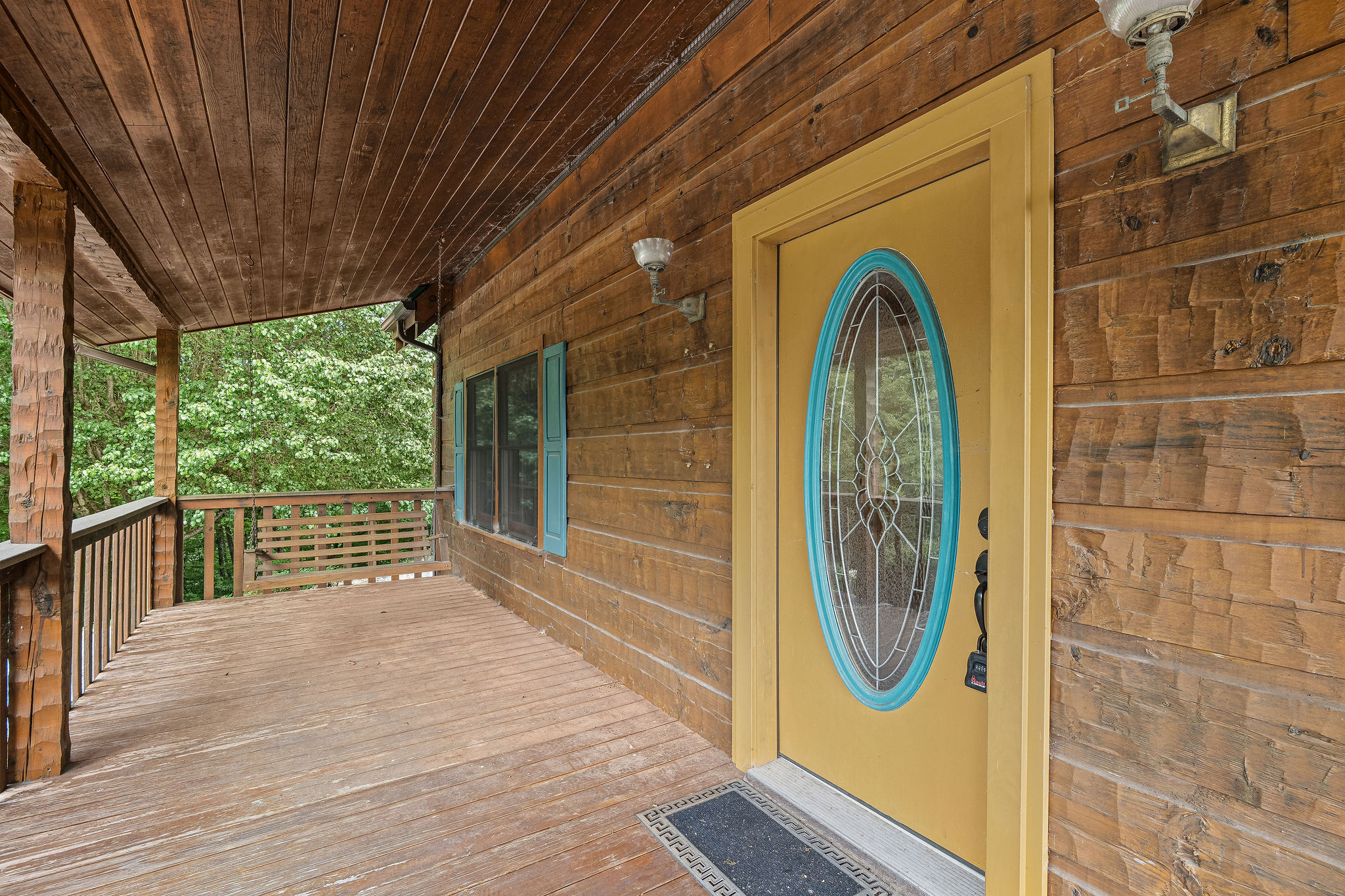 Dandridge, Tennessee, 37725, United States, 2 Bedrooms Bedrooms, ,2 BathroomsBathrooms,Residential,For Sale,1928860