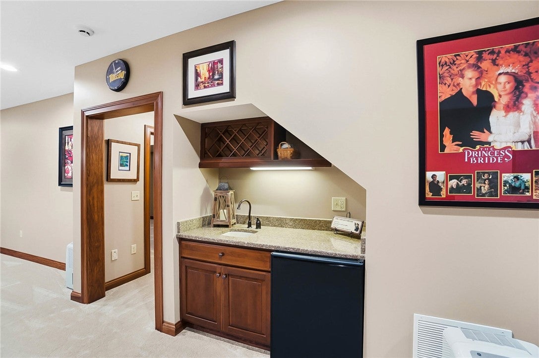 Dayton, Ohio, 45458, United States, 4 Bedrooms Bedrooms, ,5 BathroomsBathrooms,Residential,For Sale,2048387