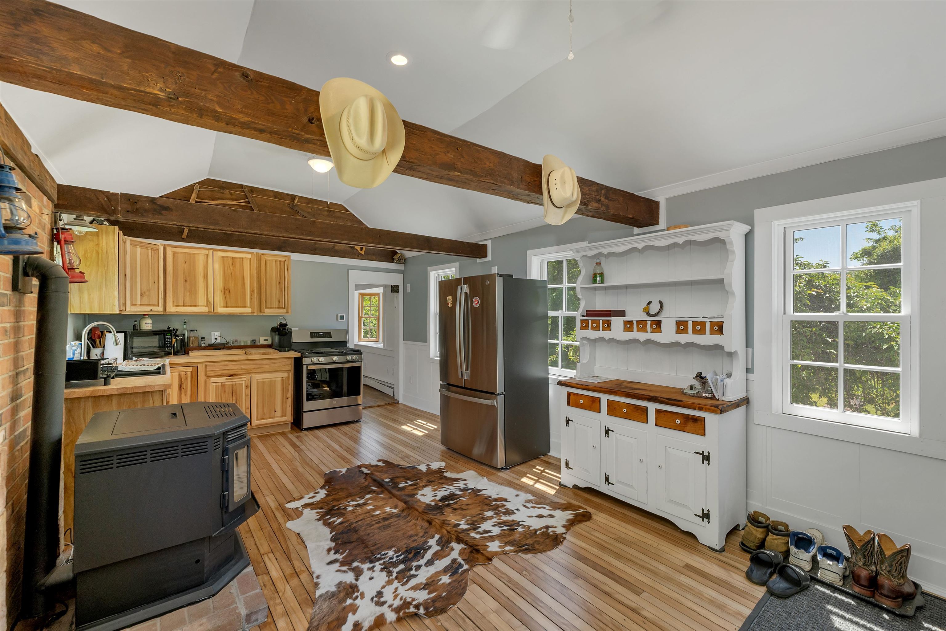 Sanbornton, New Hampshire, 03269, United States, 3 Bedrooms Bedrooms, ,1 BathroomBathrooms,Residential,For Sale,1849920