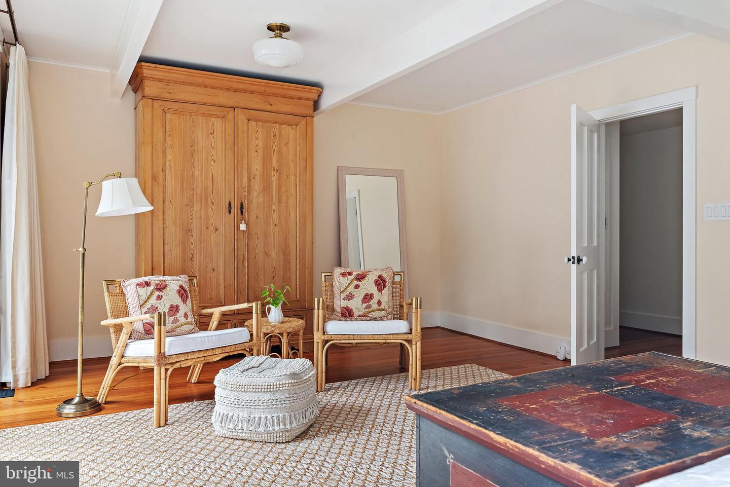Annapolis, Maryland, 21403, United States, 5 Bedrooms Bedrooms, ,4 BathroomsBathrooms,Residential,For Sale,1895368