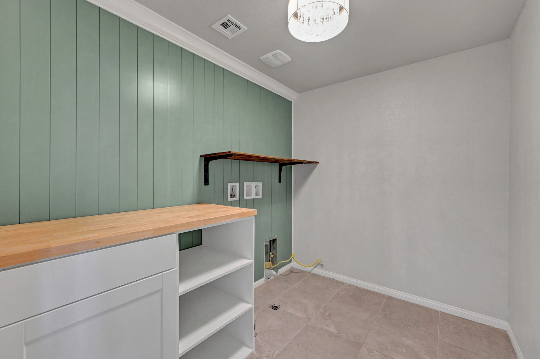  Spacious Valley Vista 5BR with Loft, 3-Car Garage & Premium Lot Size - 物件實景
