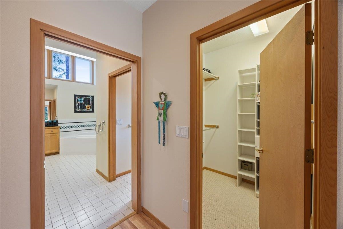 Veradale, Washington, 99037, United States, 4 Bedrooms Bedrooms, ,4 BathroomsBathrooms,Residential,For Sale,1840066