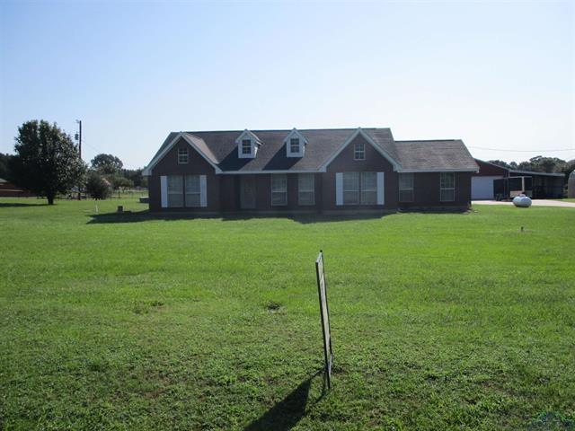 Henderson, Texas, 75654, United States, 3 Bedrooms Bedrooms, ,2 BathroomsBathrooms,Residential,For Sale,1940968