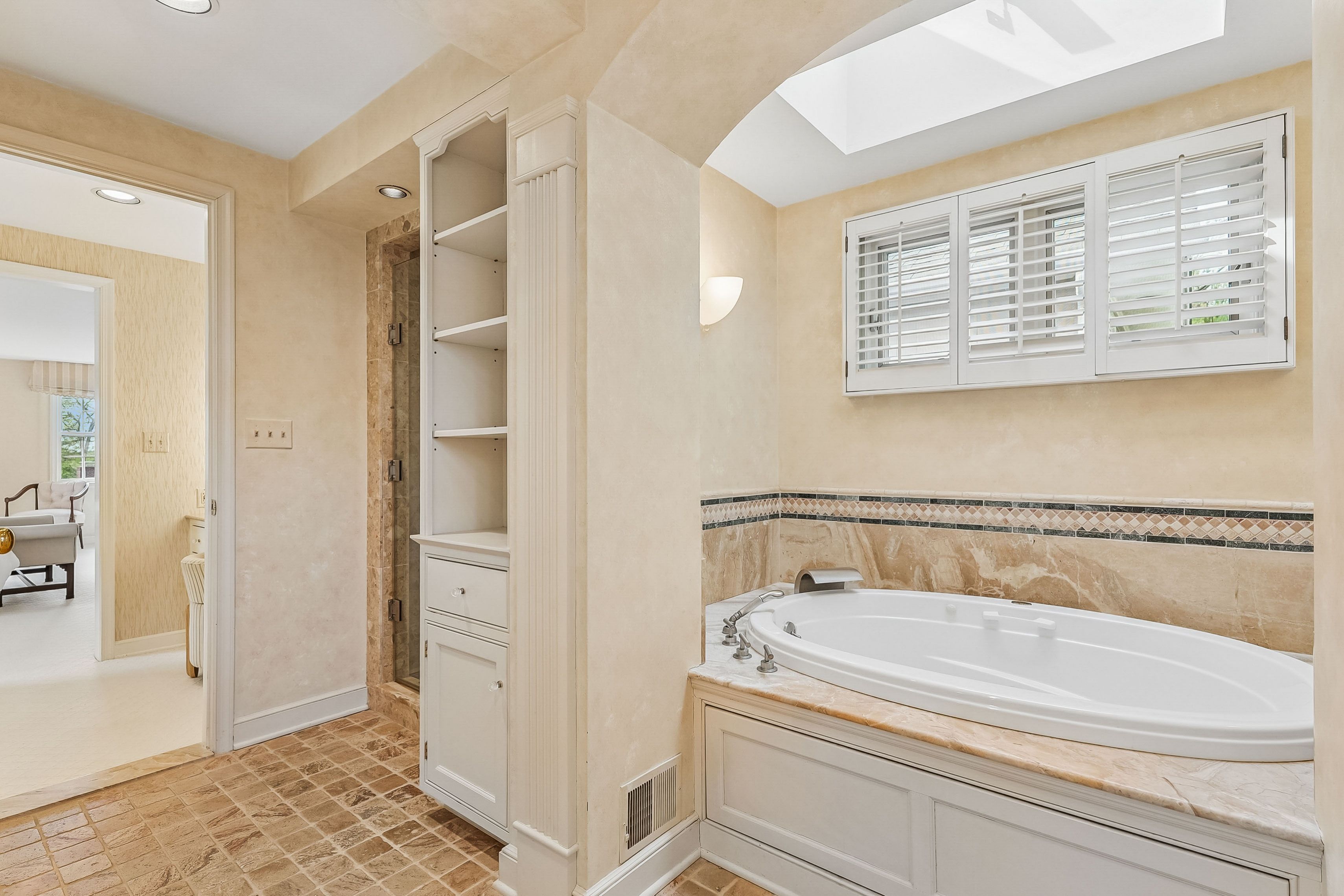  84 Pine Grove Avenue - 物件實景