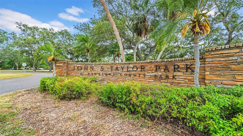 Largo, Florida, 33770, United States, 4 Bedrooms Bedrooms, ,3 BathroomsBathrooms,Residential,For Sale,1805644