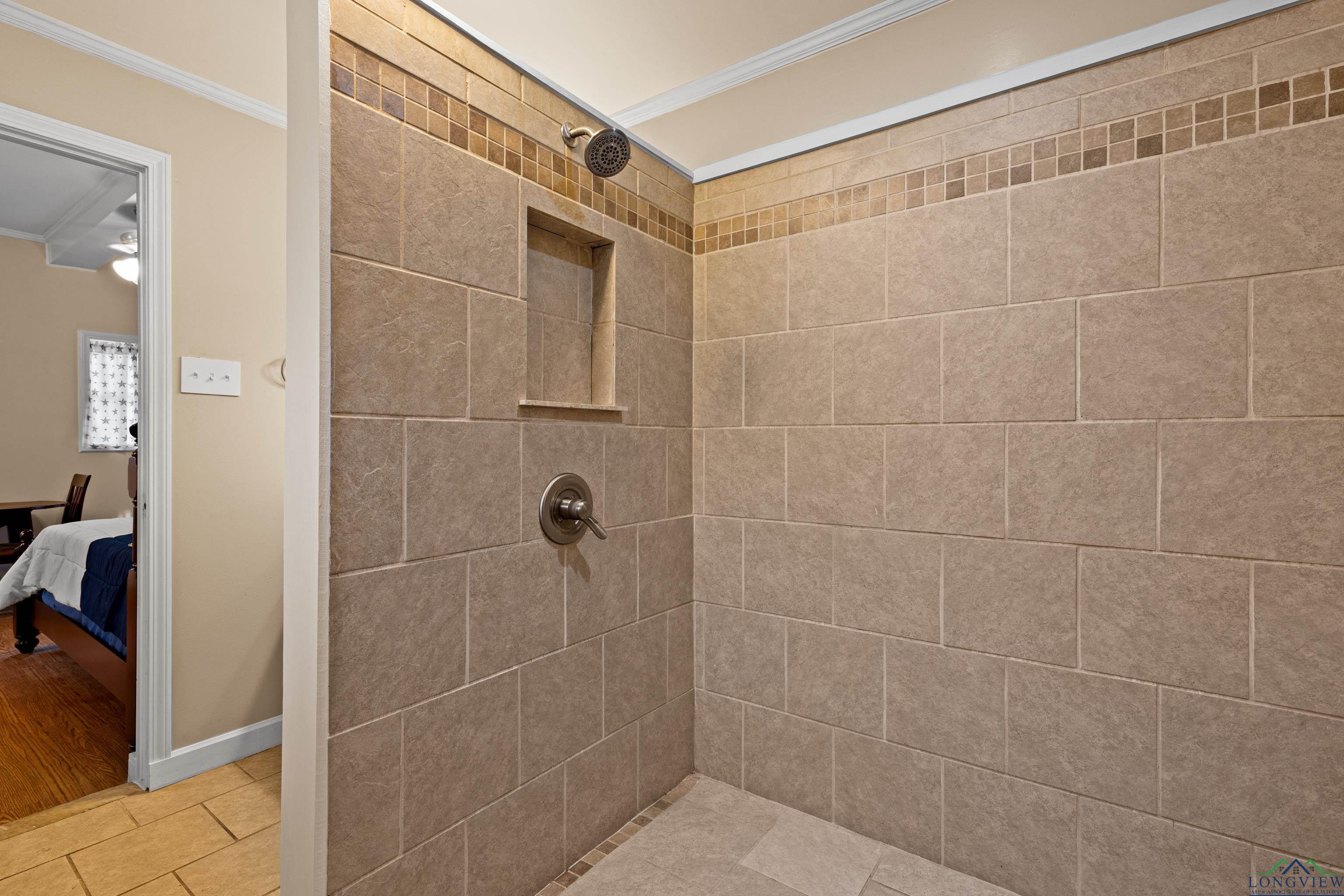 Jefferson, Texas, 75657, United States, 4 Bedrooms Bedrooms, ,5 BathroomsBathrooms,Residential,For Sale,1868474