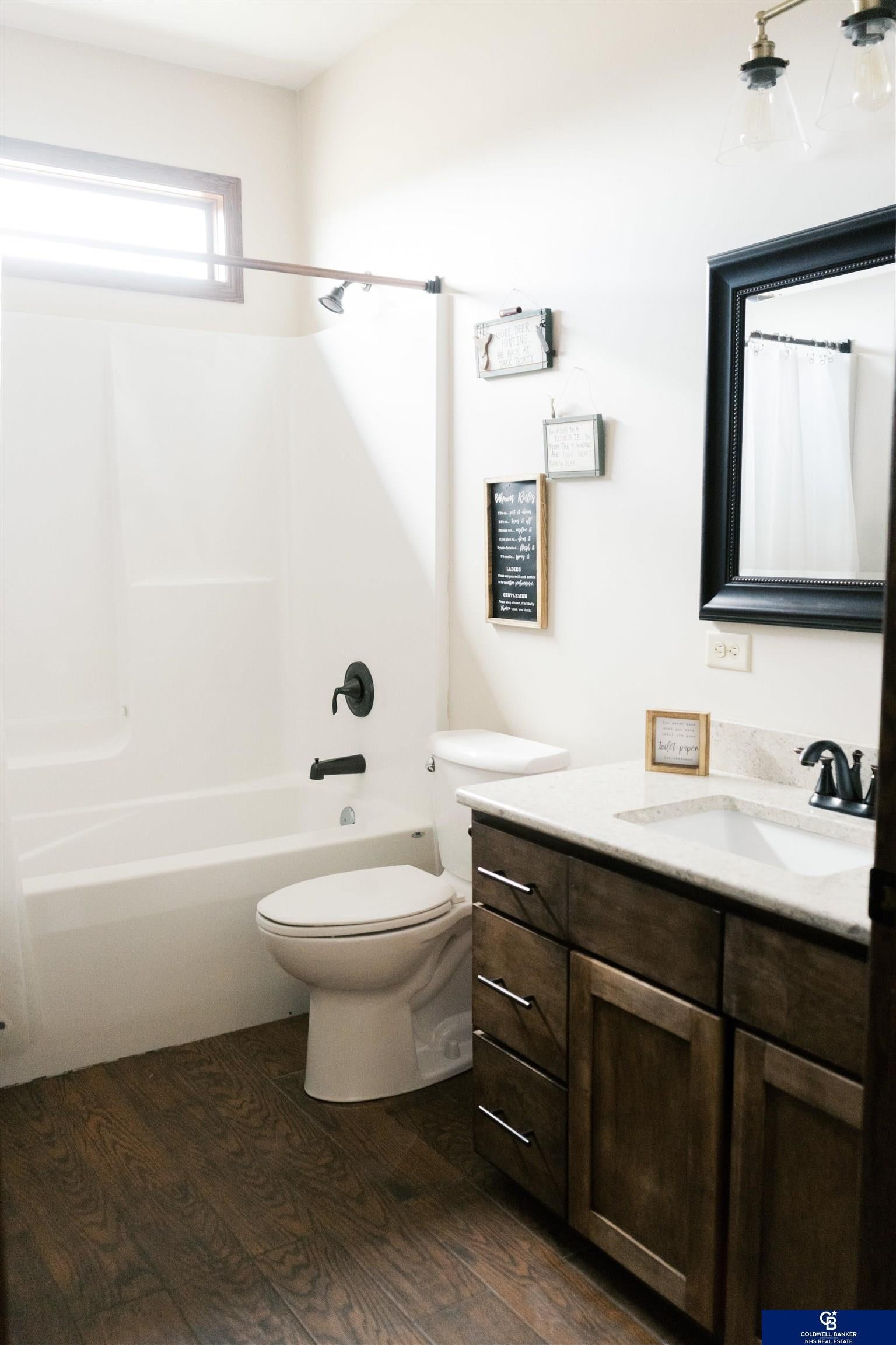 Garland, Nebraska, 68360-9322, United States, 4 Bedrooms Bedrooms, ,3 BathroomsBathrooms,Residential,For Sale,1828559