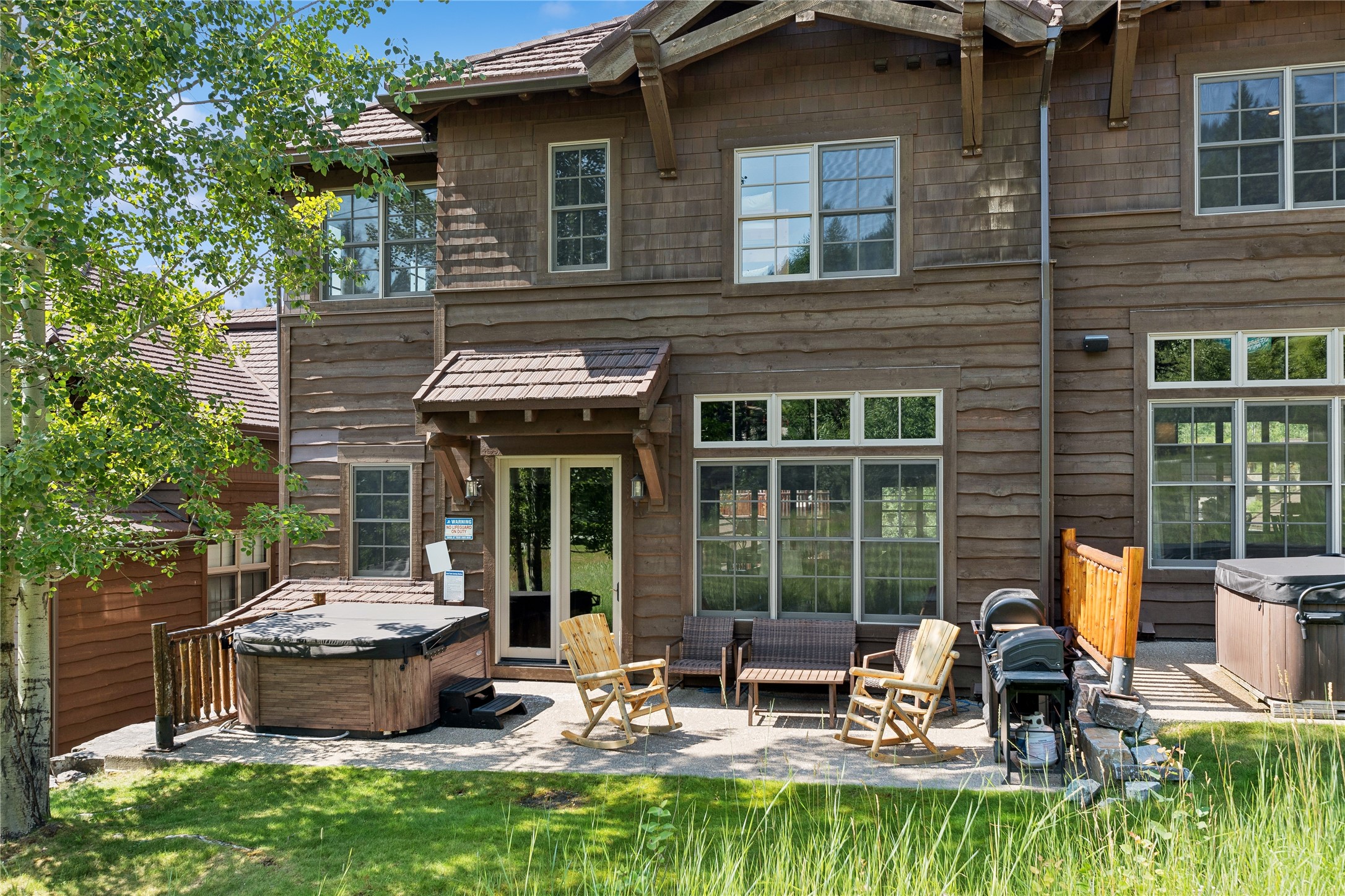  117 Slopeside Drive, Unit #8 - 物件實景
