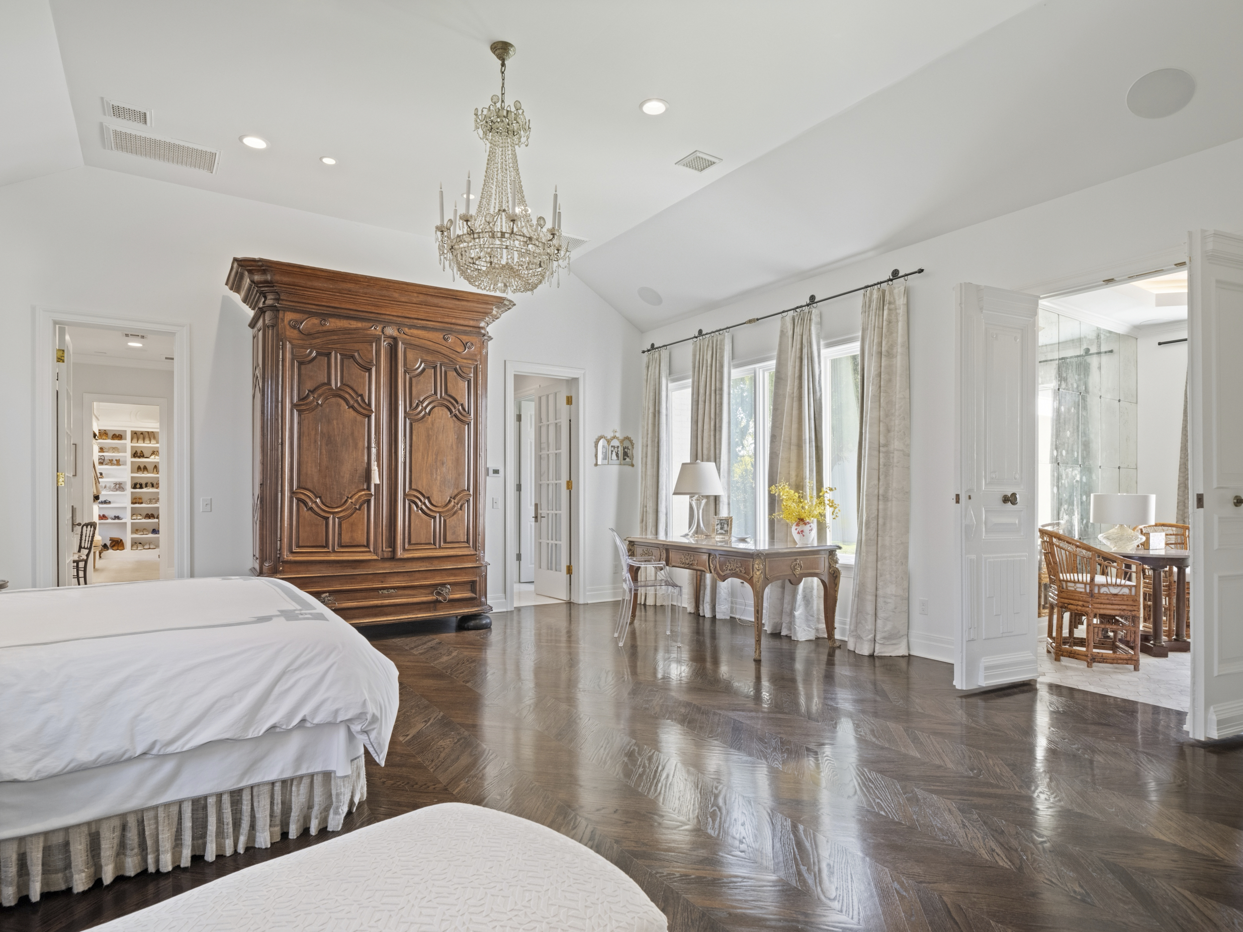  6803 Avondale Drive, Nichols Hills, OK 73116 - 物件實景