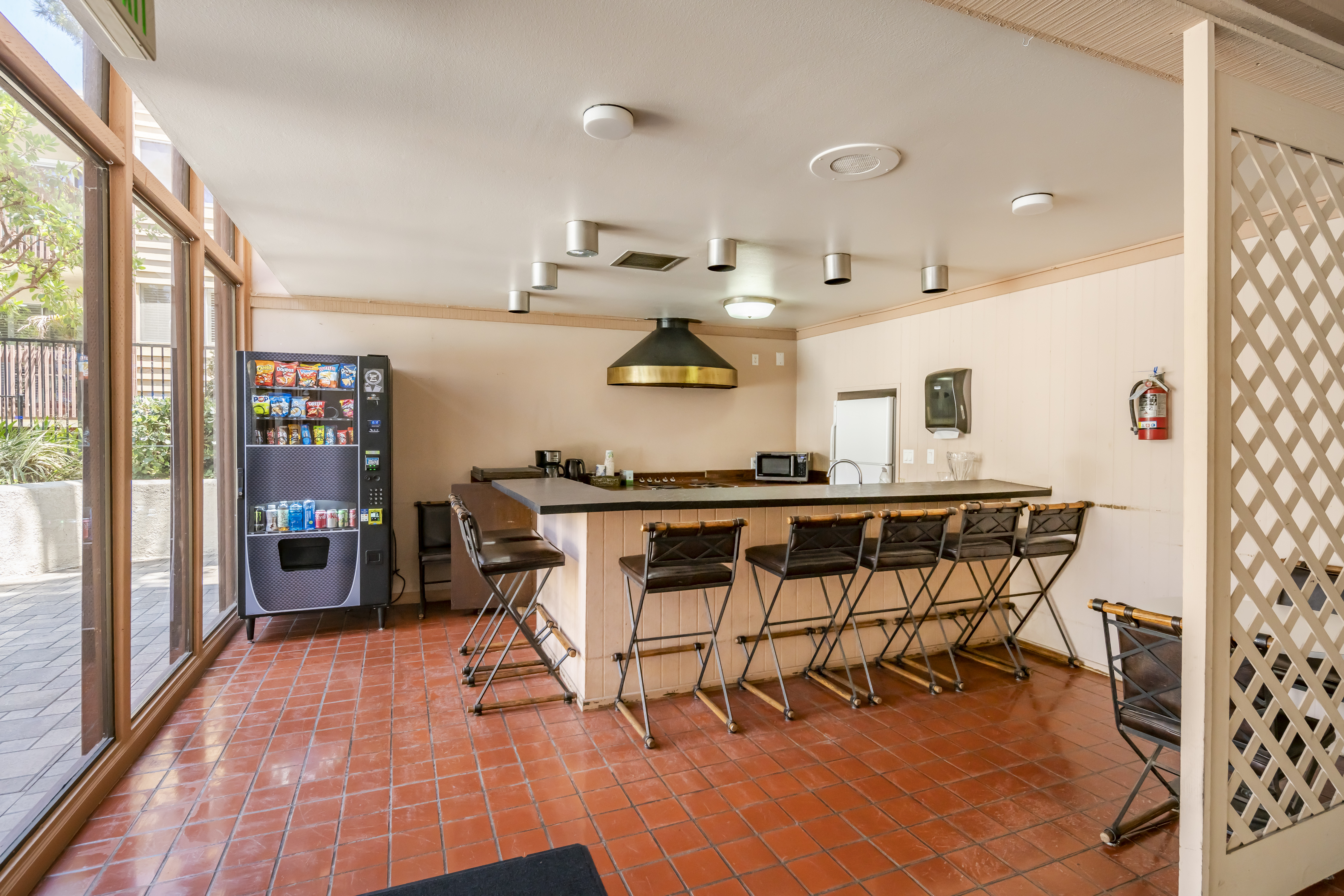  6000 Canterbury Drive D113, Culver City, CA 90230 - 物件實景