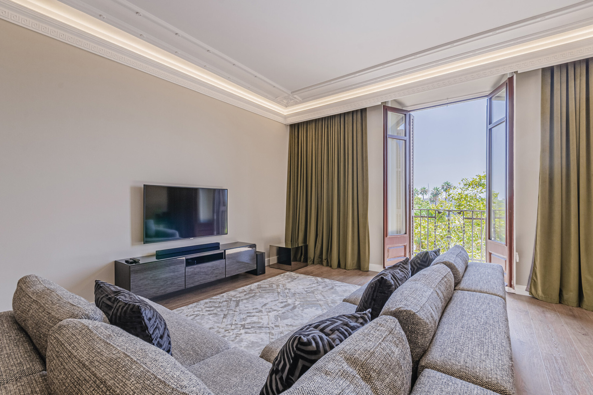  Elegant property on the seafront - 物件實景