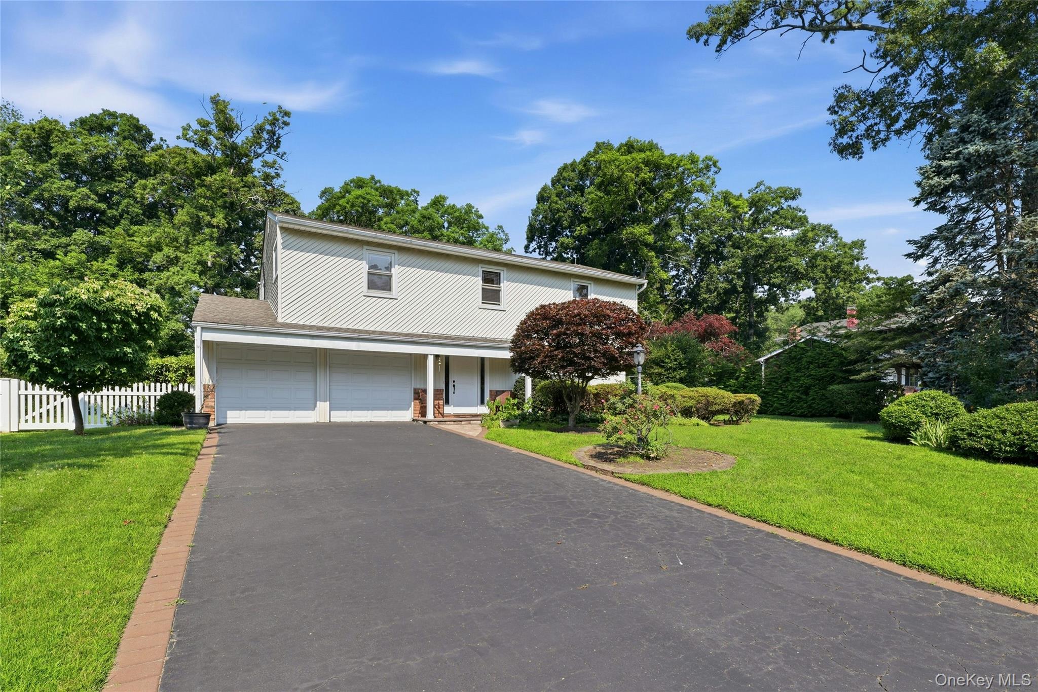 Kenny St, Hauppauge, NY 11788 #1