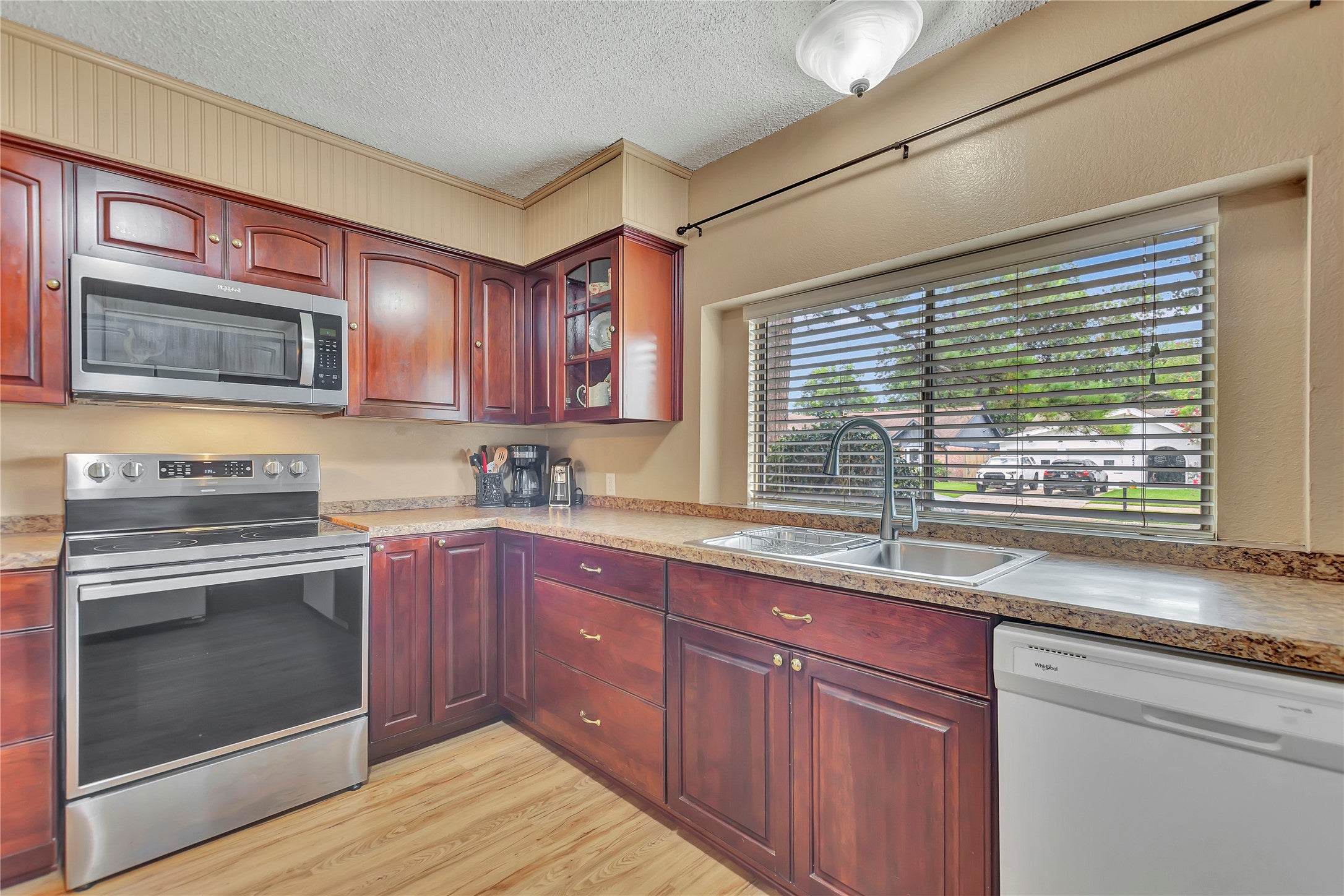 Cavendish Dr, Houston, TX 77059