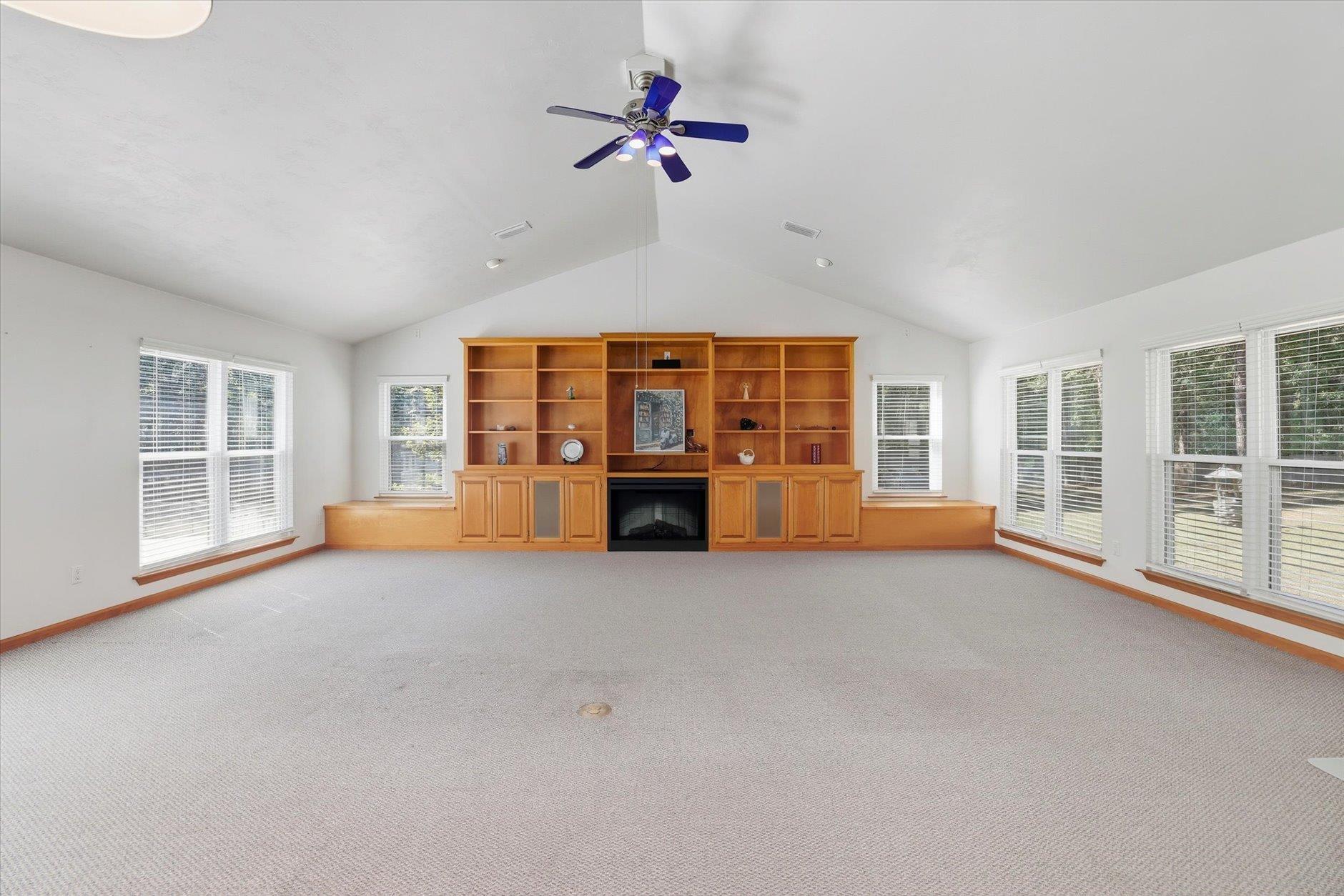 Tallahassee, Florida, 32303, United States, 4 Bedrooms Bedrooms, ,3 BathroomsBathrooms,Residential,For Sale,1964898