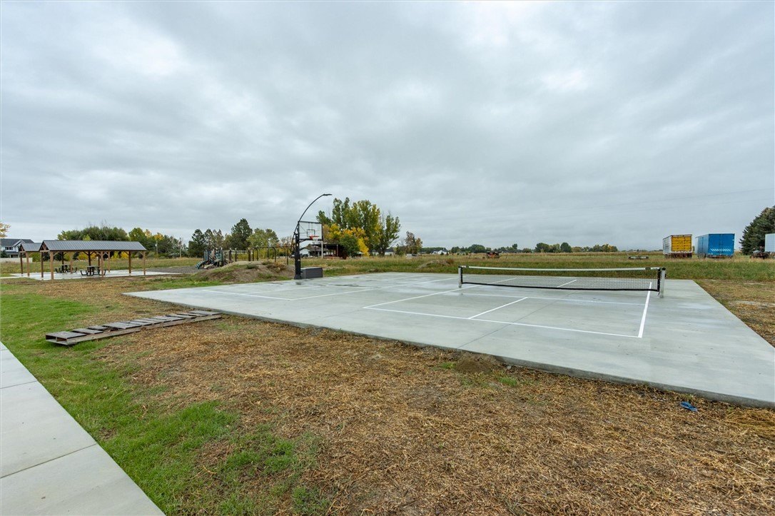 Billings, Montana, 59106, United States, 4 Bedrooms Bedrooms, ,3 BathroomsBathrooms,Residential,For Sale,1989883