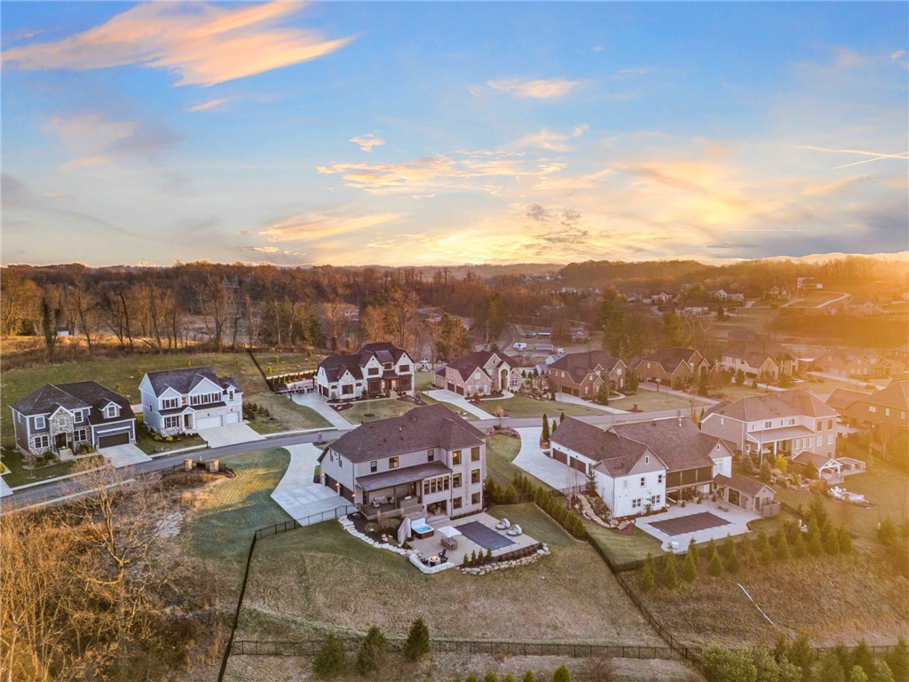 Venetia, Pennsylvania, 15367, United States, 5 Bedrooms Bedrooms, ,6 BathroomsBathrooms,Residential,For Sale,2001561