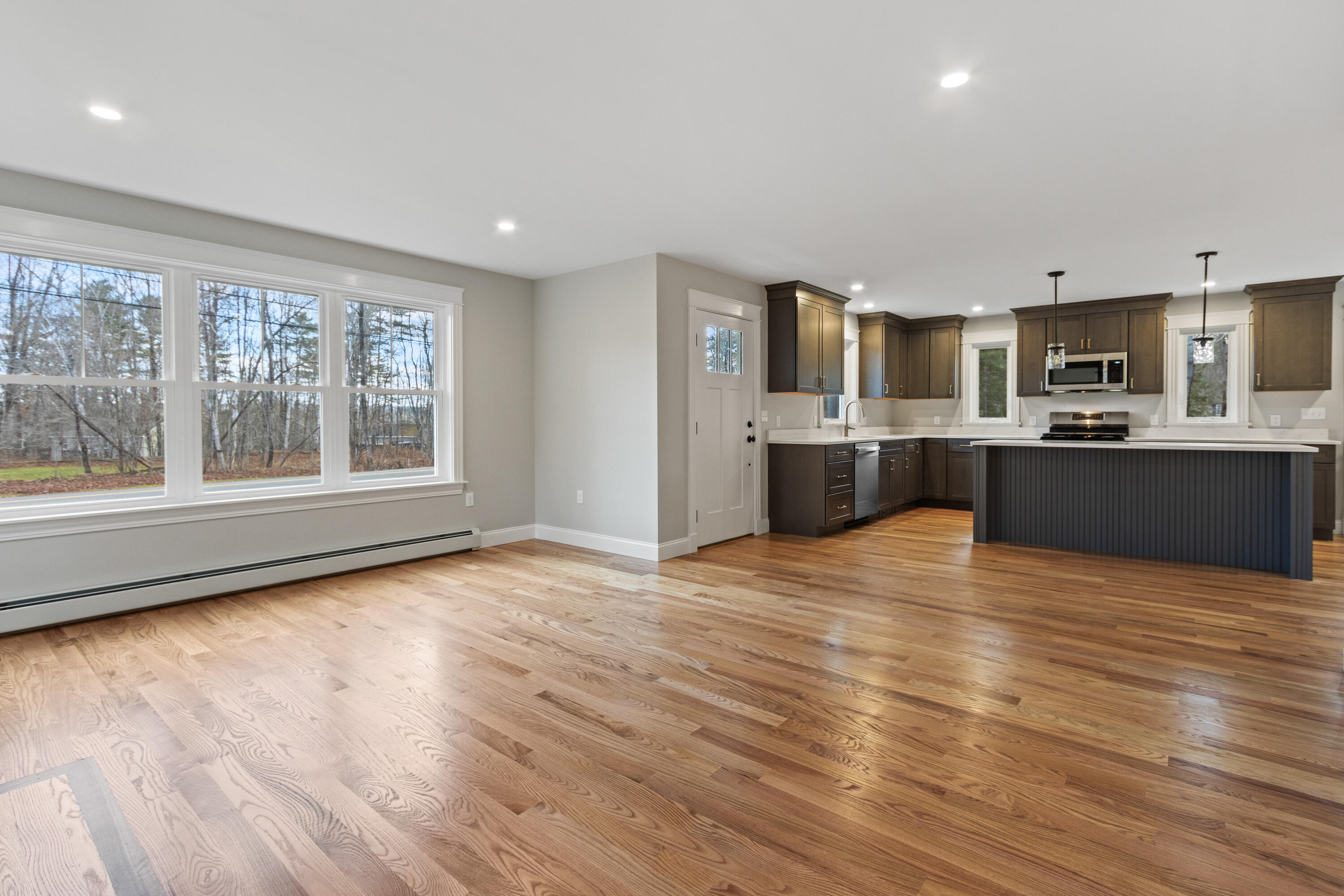 Windham, Maine, 04062, United States, 3 Bedrooms Bedrooms, ,3 BathroomsBathrooms,Residential,For Sale,2002163