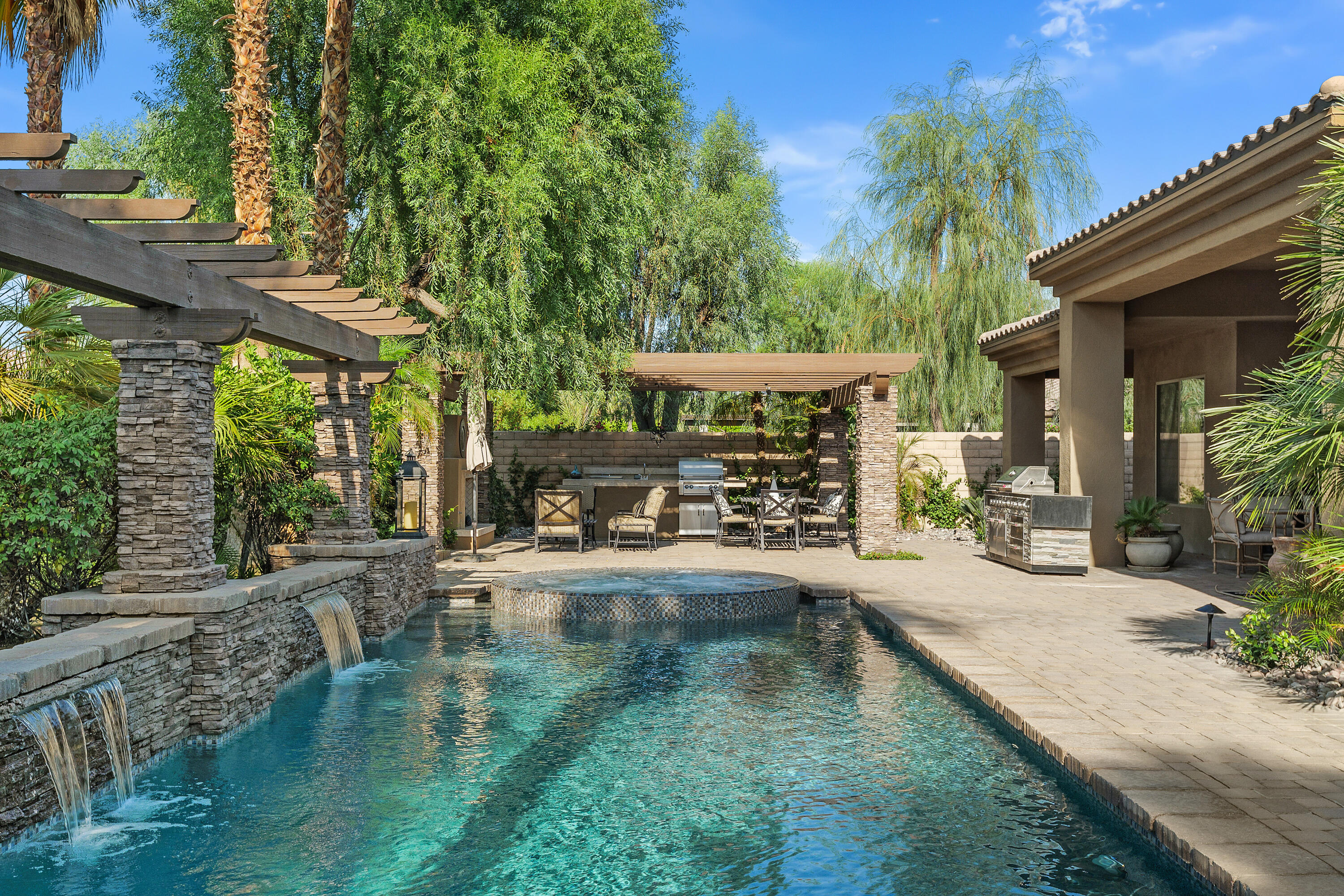 Bermuda Dunes, California, 92203, United States, 4 Bedrooms Bedrooms, ,5 BathroomsBathrooms,Residential,For Sale,1850300