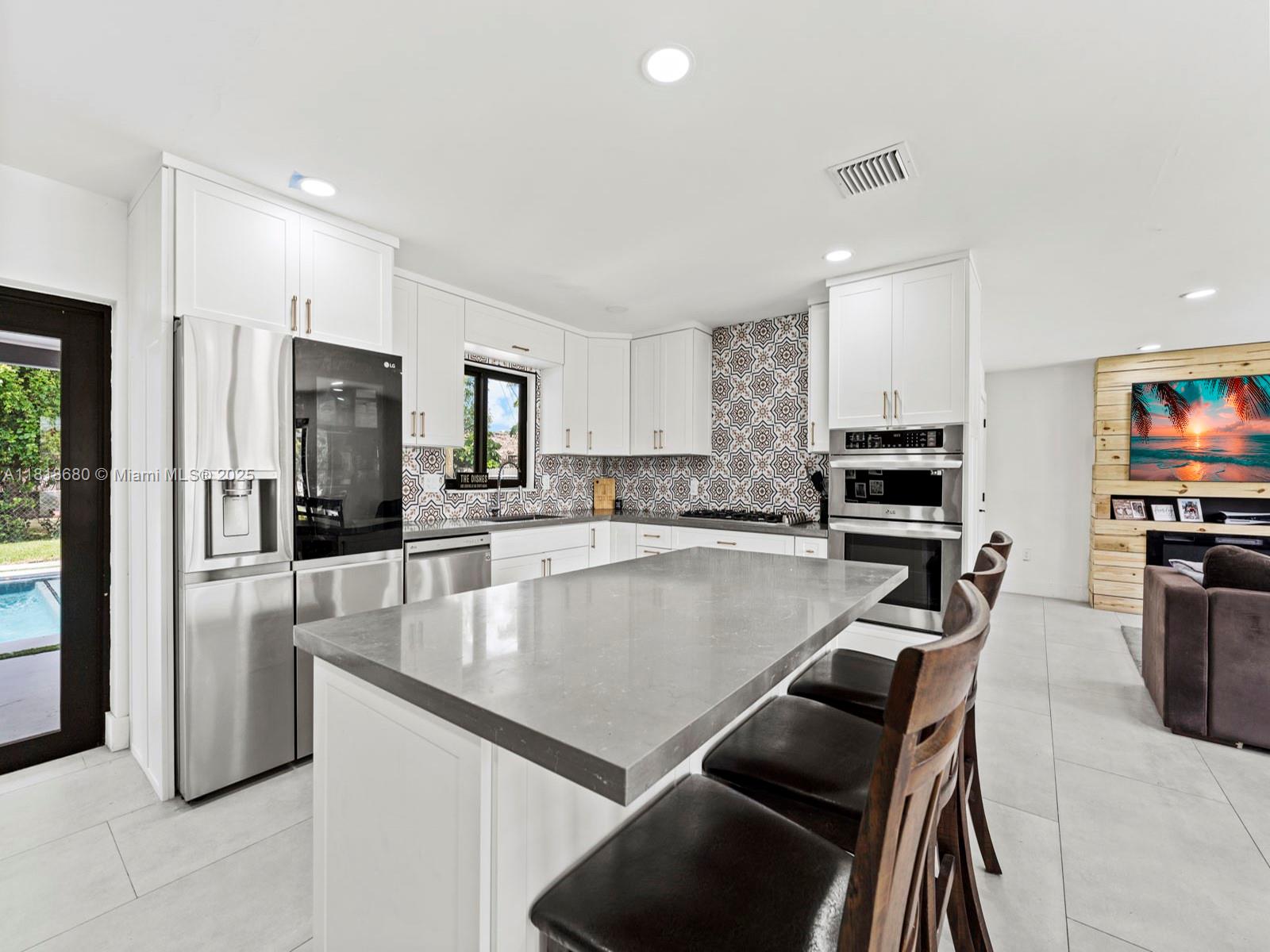 Miami, Florida, 33173, United States, 3 Bedrooms Bedrooms, ,2 BathroomsBathrooms,Residential,For Sale,1857432