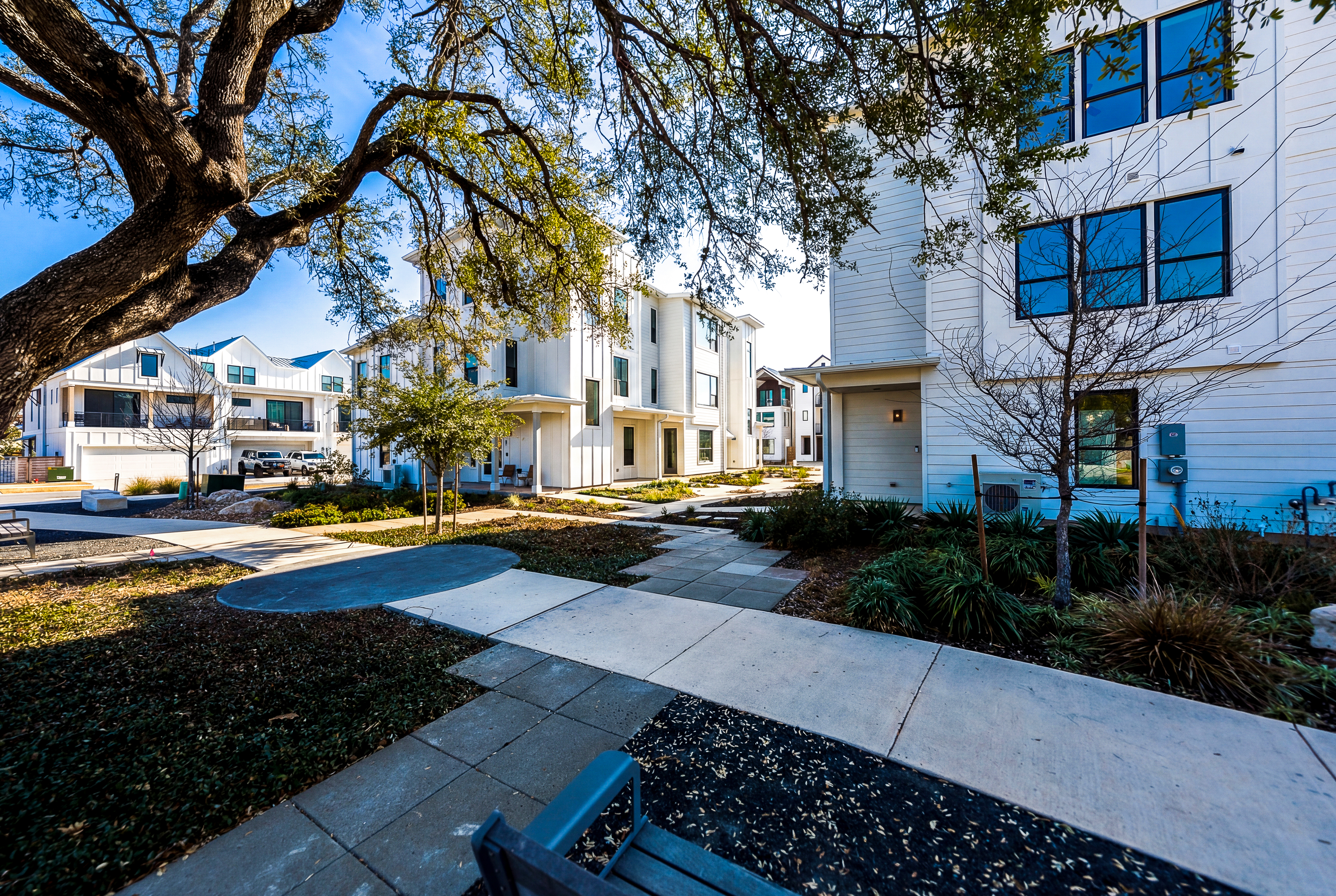  Contemporary Corner Townhome in Southtown - 物件實景