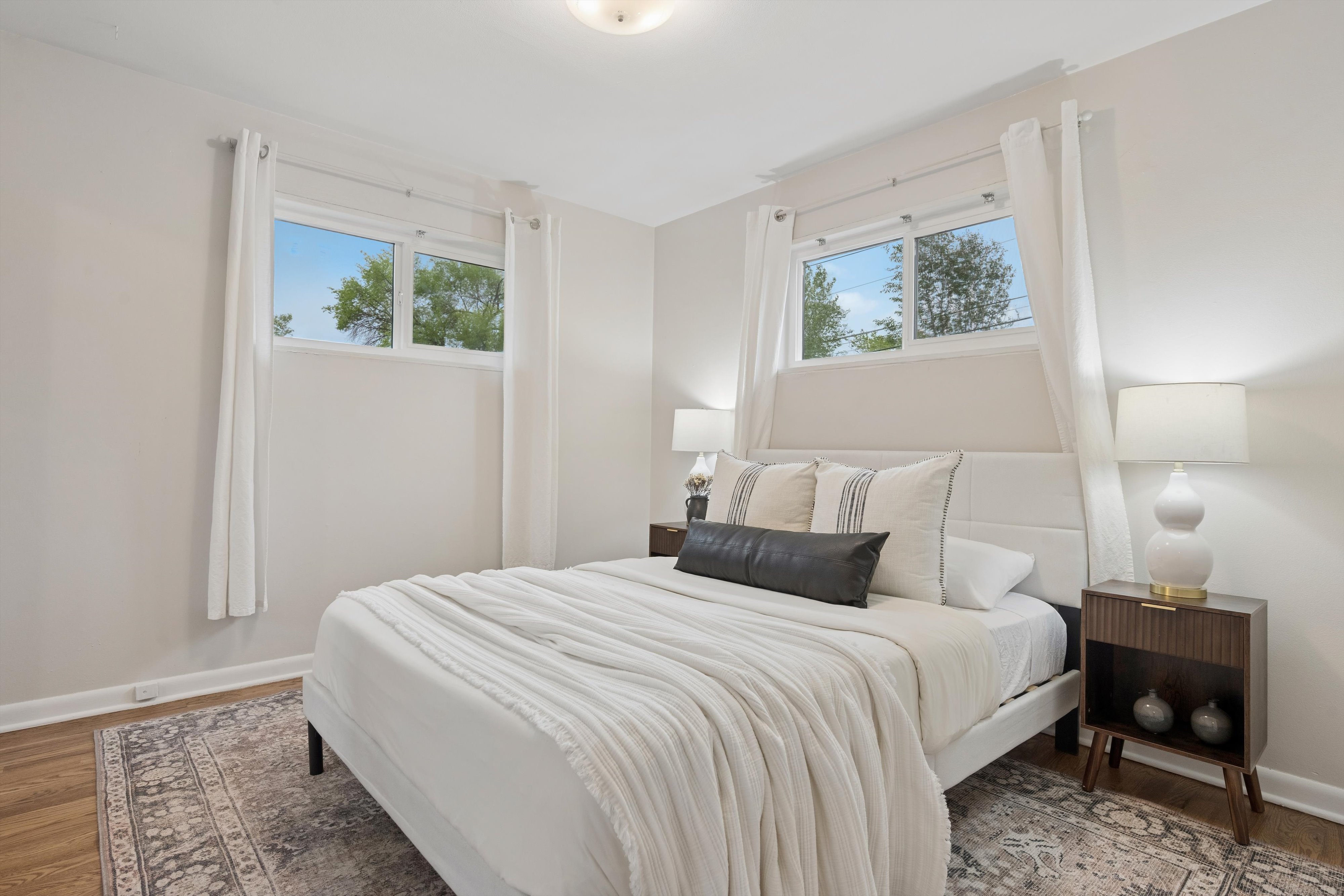  Updated & Spacious Ranch Home with Finished Basement - 物件實景