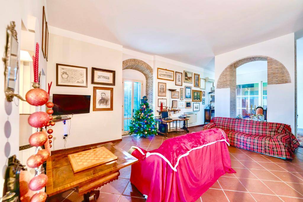 Via Pietramontecorvino, Lucera, Foggia, 71036, IT, 5 Bedrooms Bedrooms, ,5 BathroomsBathrooms,Residential,For Sale,Via Pietramontecorvino,1668476