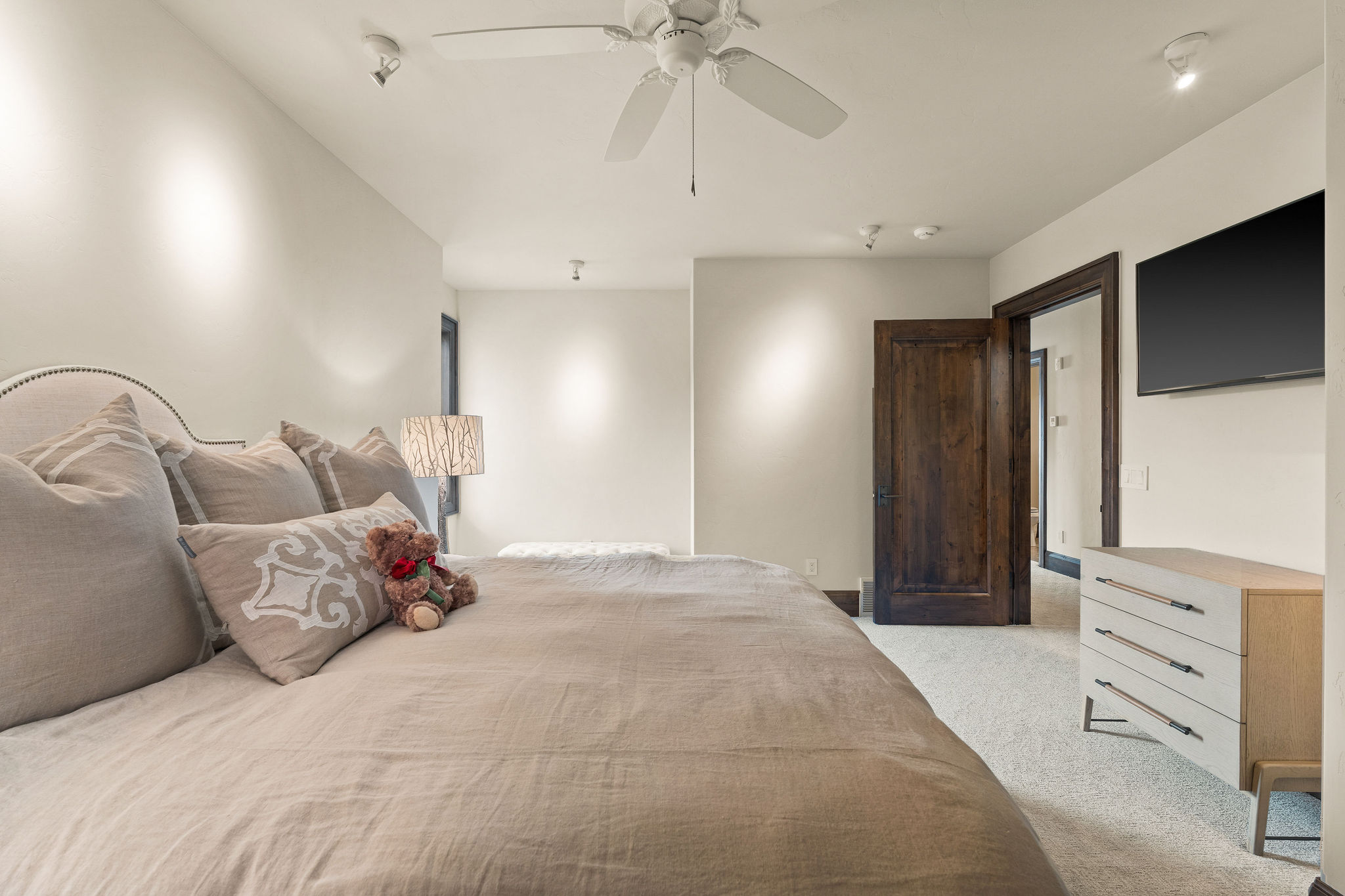  464 Electric Avenue, Unit C - 物件實景