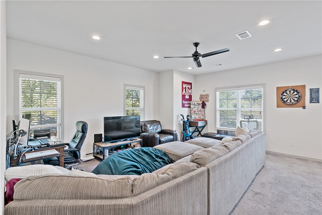 College Station, Texas, 77840, United States, 6 Bedrooms Bedrooms, ,7 BathroomsBathrooms,Residential,For Sale,1989222