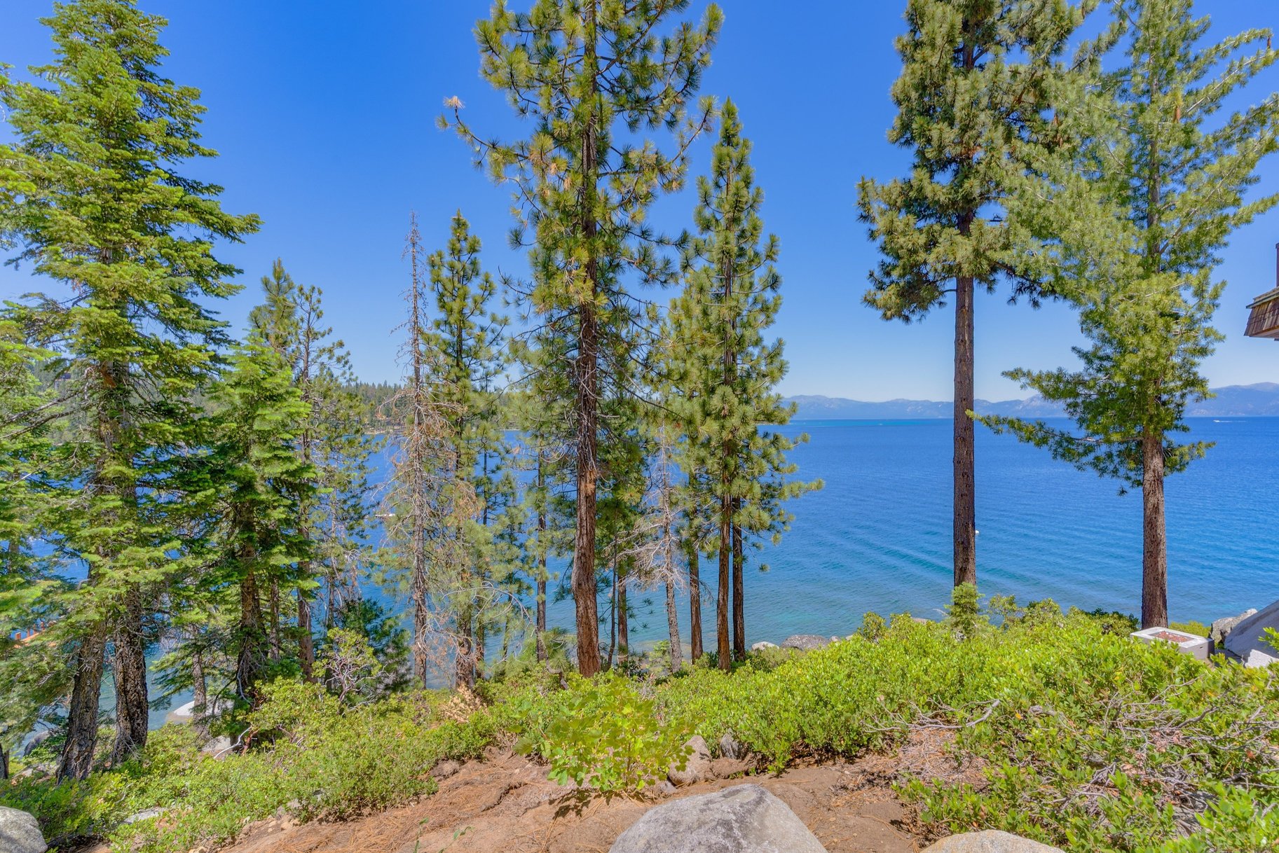  Meeks Bay Lakefront - 物件實景