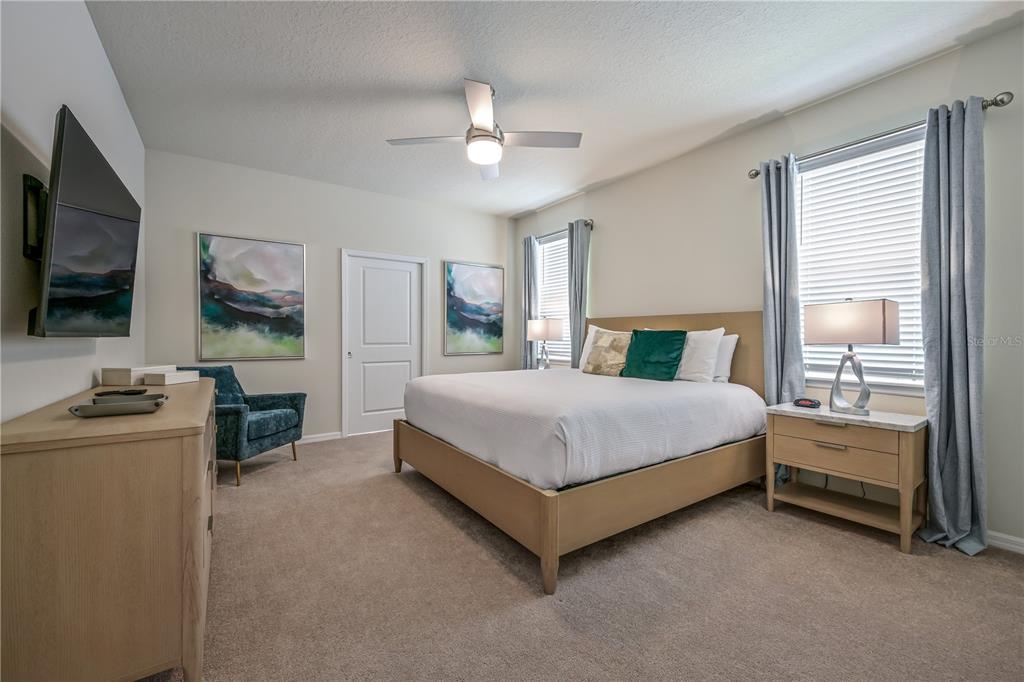 Davenport, Florida, 33897, United States, 9 Bedrooms Bedrooms, ,8 BathroomsBathrooms,Residential,For Sale,1964682