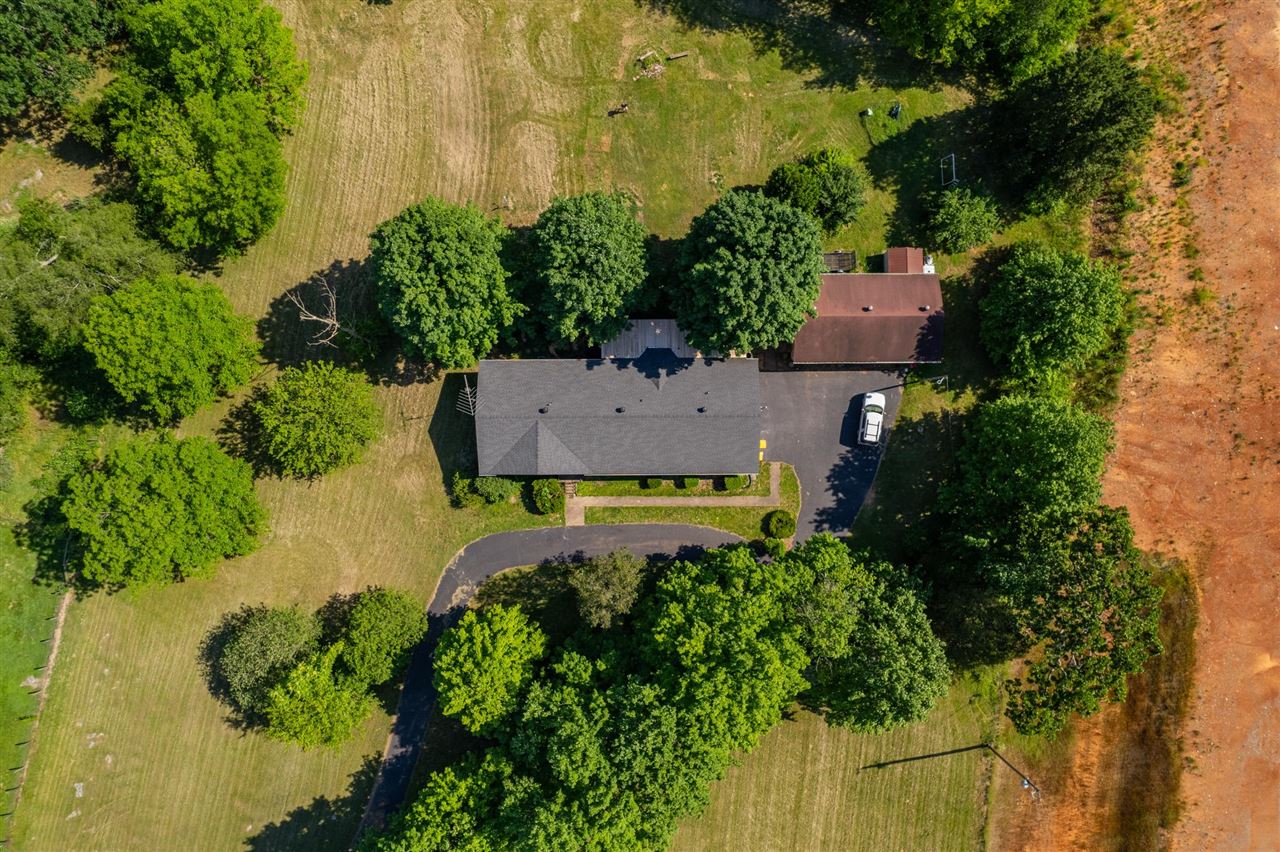 Bowling Green, Kentucky, 42101, United States, 4 Bedrooms Bedrooms, ,3 BathroomsBathrooms,Residential,For Sale,1839985