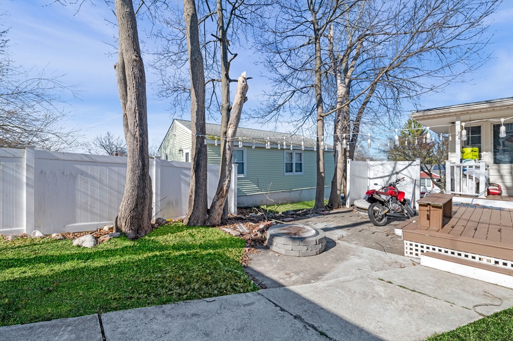 Lawrence, Massachusetts, 01841, United States, 4 Bedrooms Bedrooms, ,2 BathroomsBathrooms,Residential,For Sale,1871018