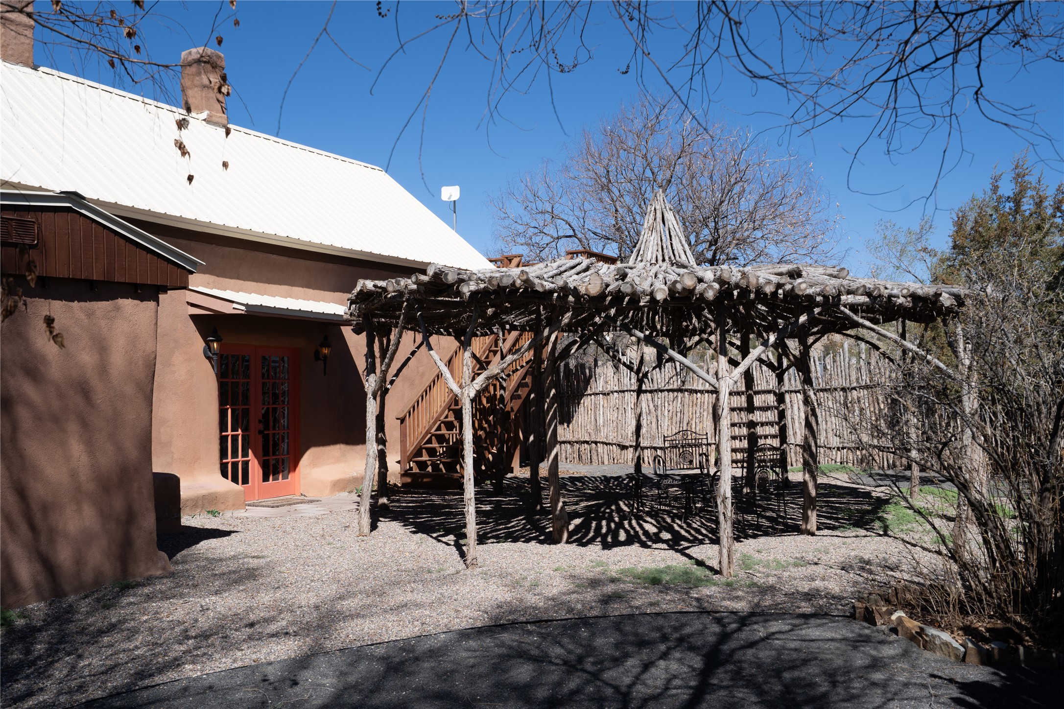  10 Rail Road - 物件實景