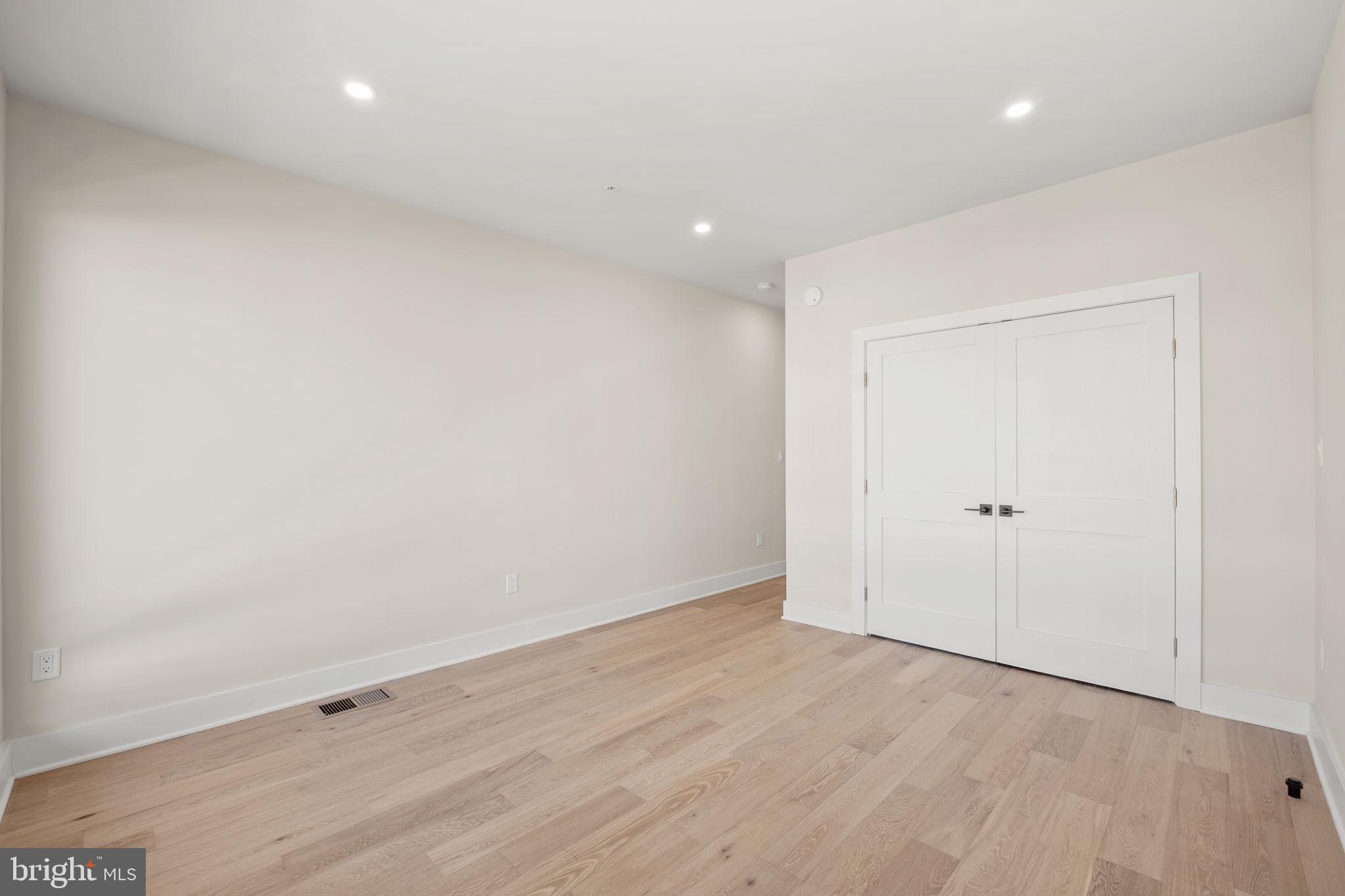 Washington, District of Columbia, 20002, United States, 3 Bedrooms Bedrooms, ,3 BathroomsBathrooms,Residential,For Sale,2000379