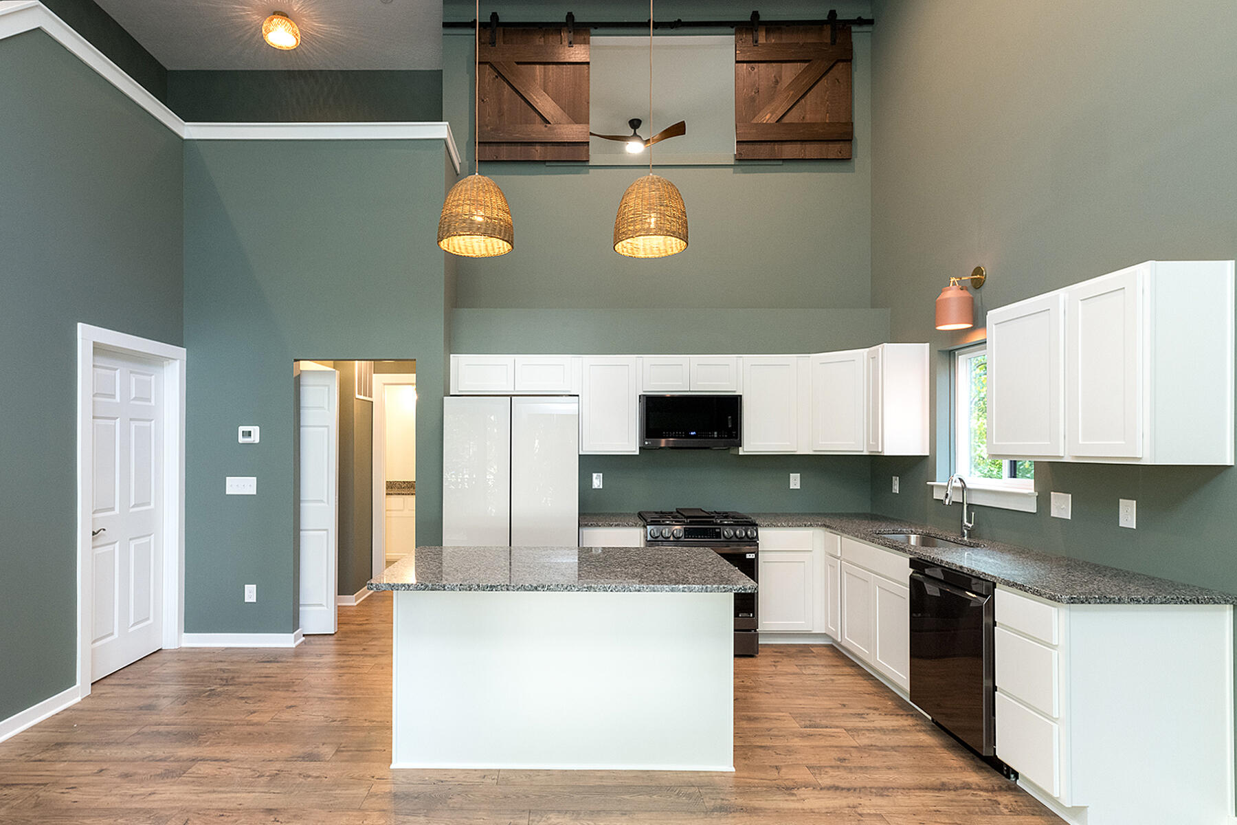 Grass Lake, Michigan, 49240, United States, 2 Bedrooms Bedrooms, ,2 BathroomsBathrooms,Residential,For Sale,2009082