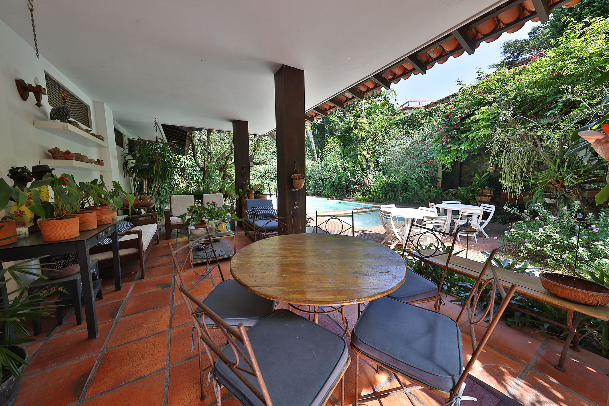  House in São Conrado with integrated indoor and outdoor spaces - 物件實景
