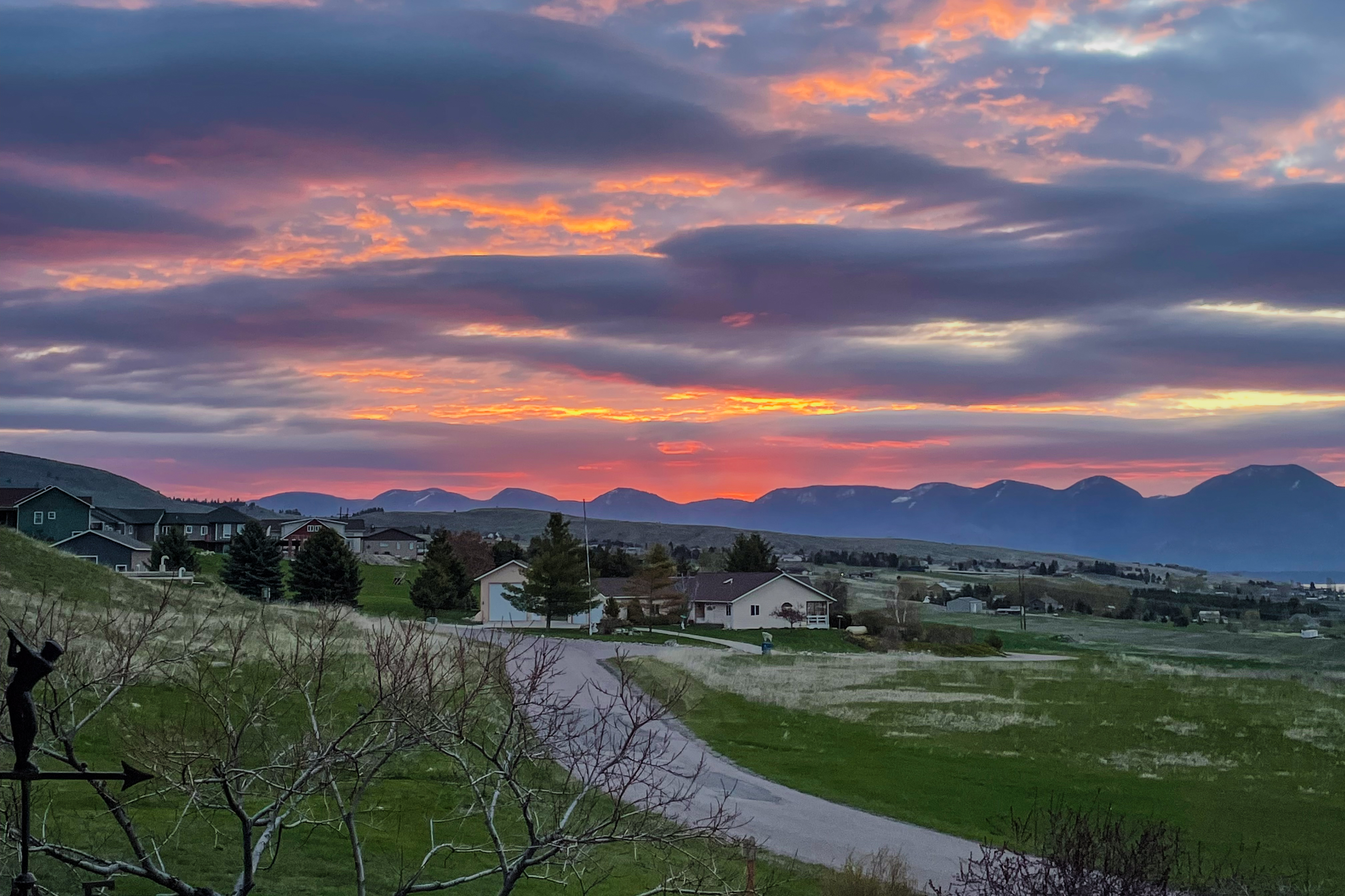 Polson, Montana, 59860, United States, 4 Bedrooms Bedrooms, ,4 BathroomsBathrooms,Residential,For Sale,1900793