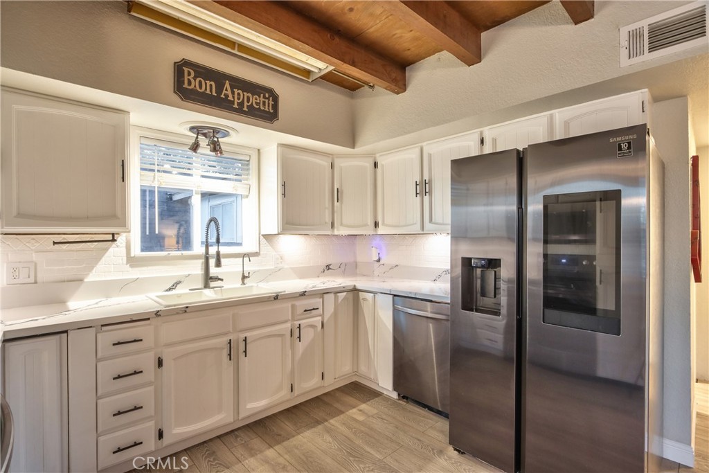 Menifee, California, 92584, United States, 5 Bedrooms Bedrooms, ,4 BathroomsBathrooms,Residential,For Sale,1988892