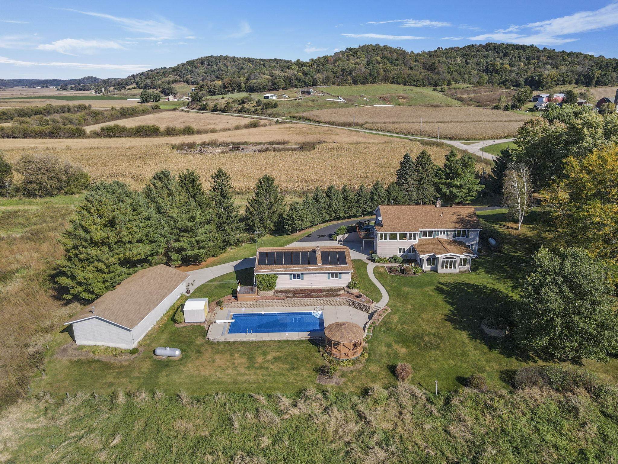 Plain, Wisconsin, 53577, United States, 4 Bedrooms Bedrooms, ,3 BathroomsBathrooms,Residential,For Sale,1974595