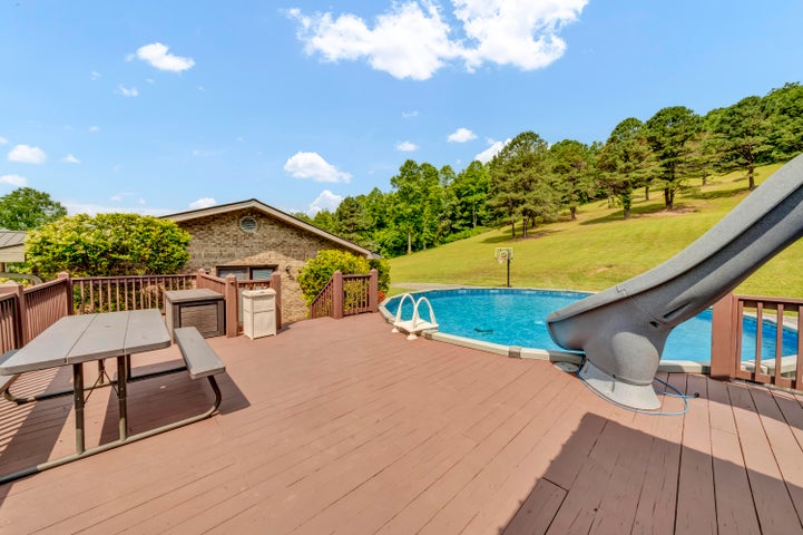 Vanceburg, Kentucky, 41179, United States, 4 Bedrooms Bedrooms, ,2 BathroomsBathrooms,Residential,For Sale,1984182